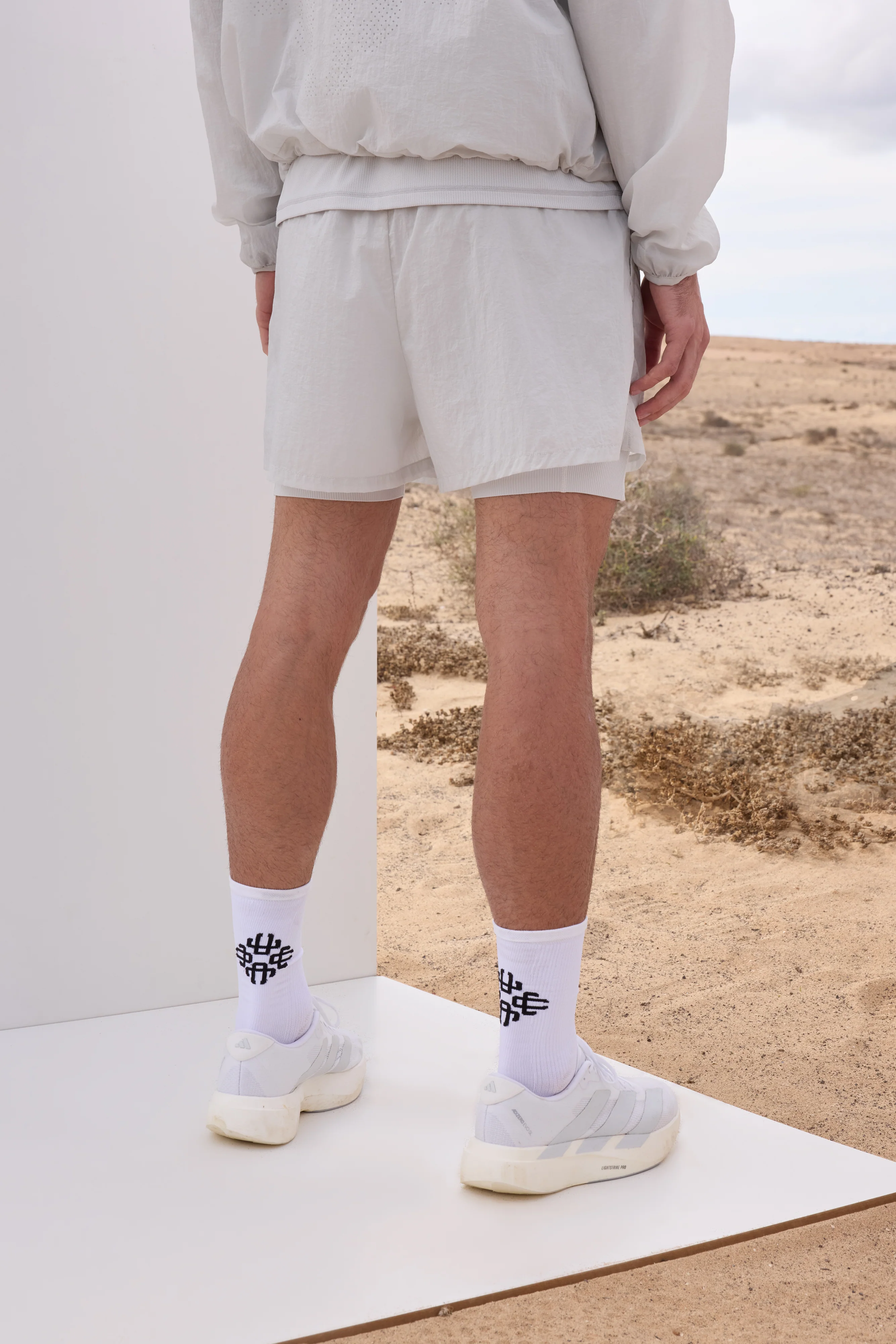2-1 TRANSLUCENT RUN SHORT - WHITE - Image 7