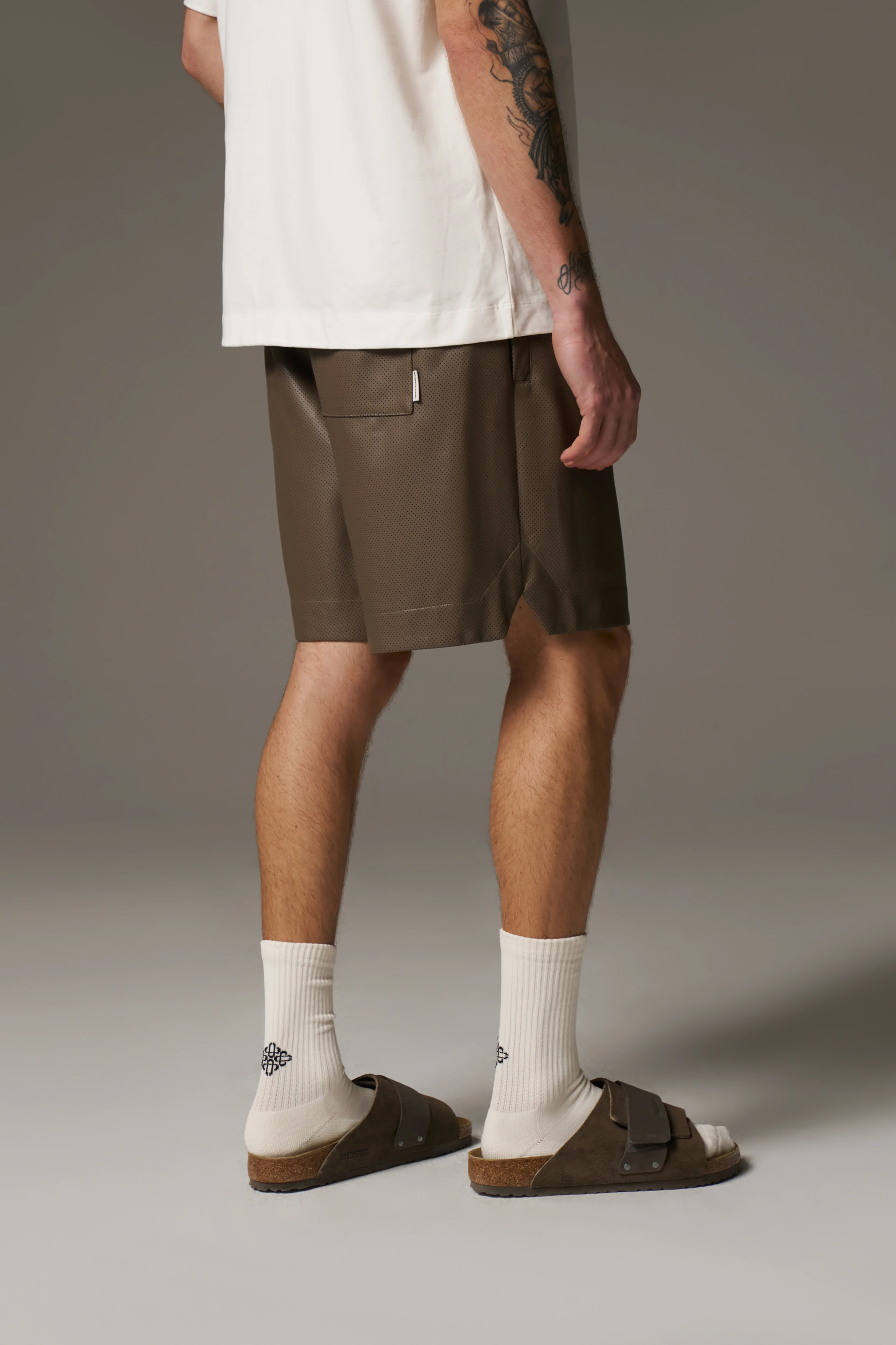 AIRTEX FAUX LEATHER SHORTS - BROWN - Image 7