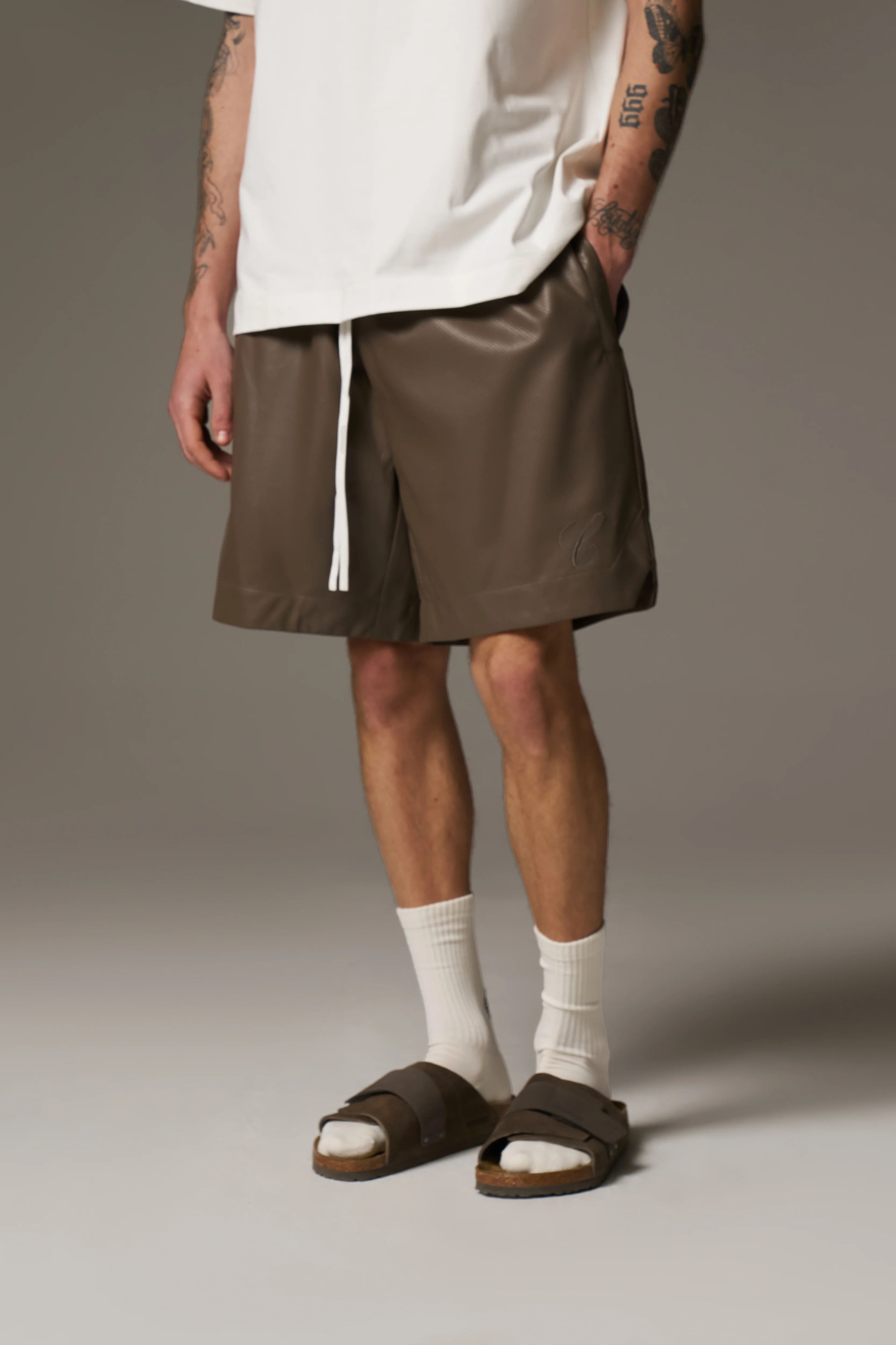 AIRTEX FAUX LEATHER SHORTS - BROWN - Image 8
