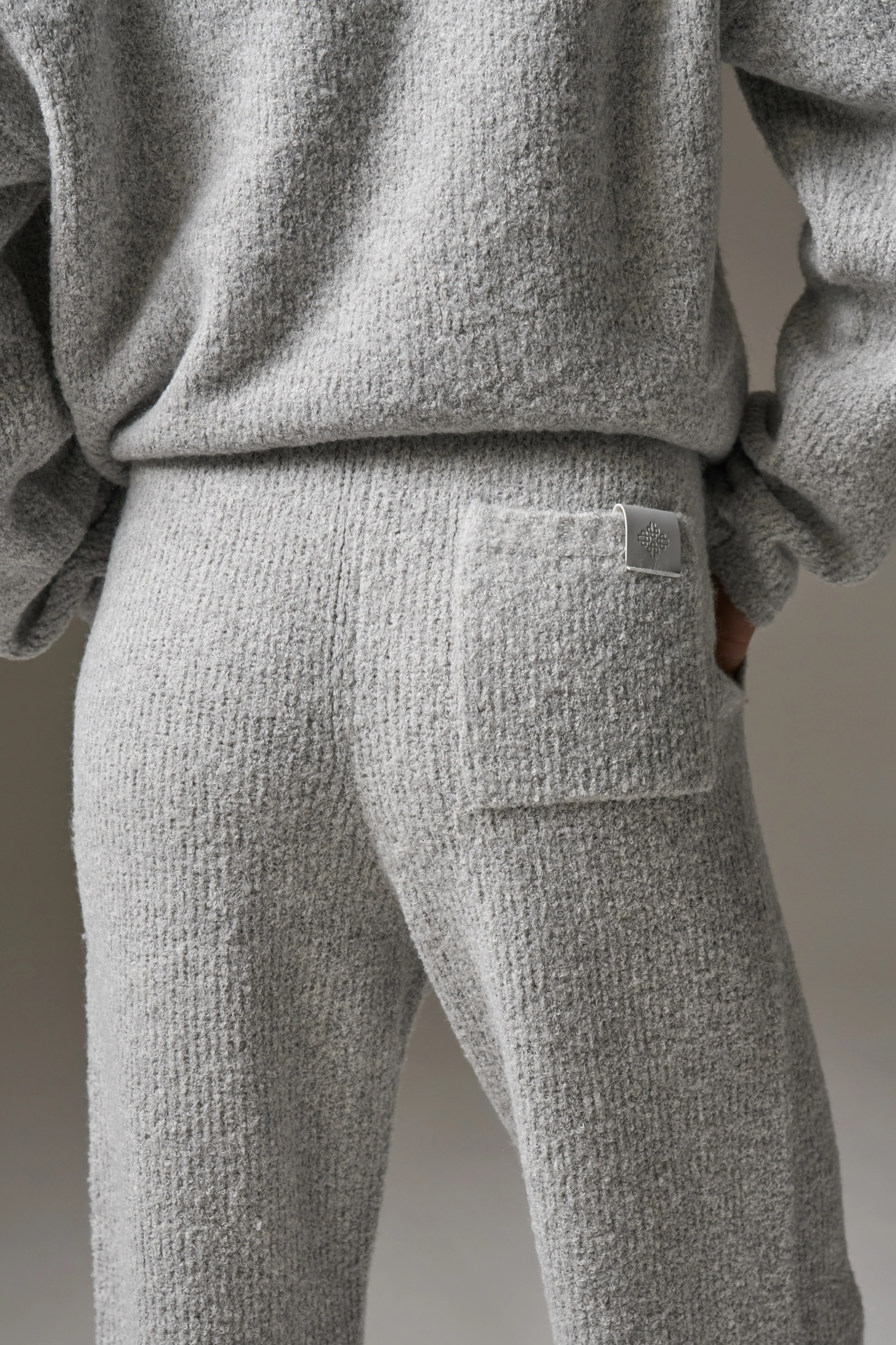 BOUCLE KNIT PANTS - GREY MARL - Image 6