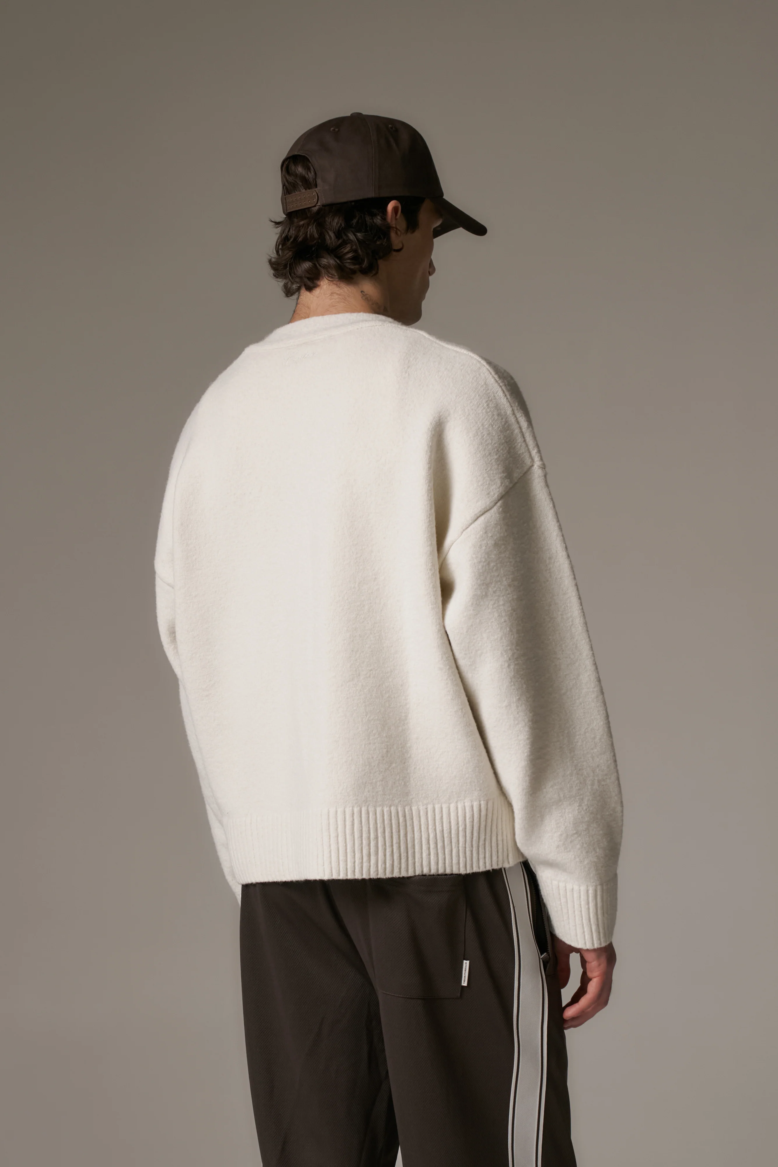 C EMBROIDERY KNITTED CARDIGAN - OFF WHITE - Image 7