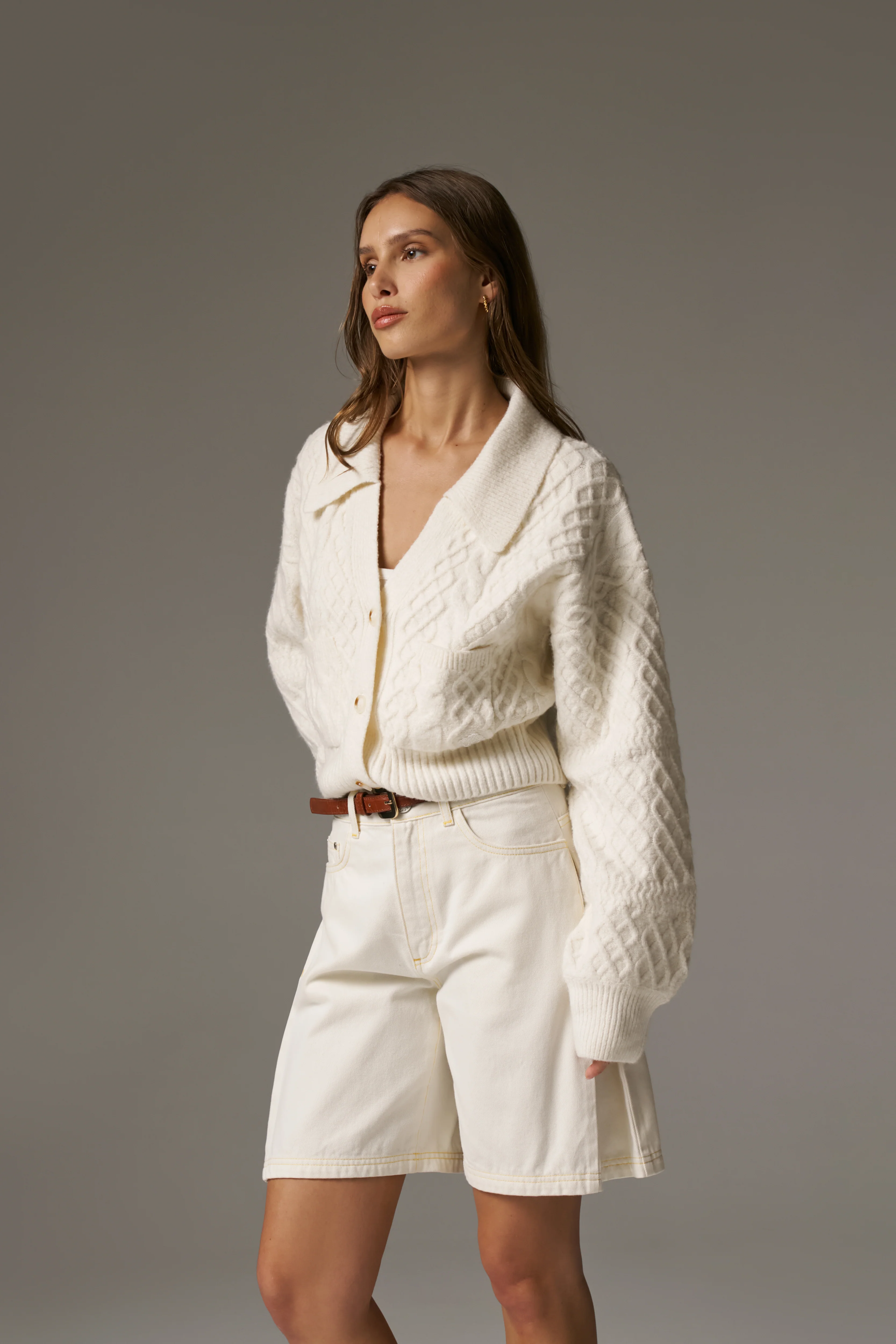 CABLE KNIT CARDIGAN - OFF WHITE - Image 4