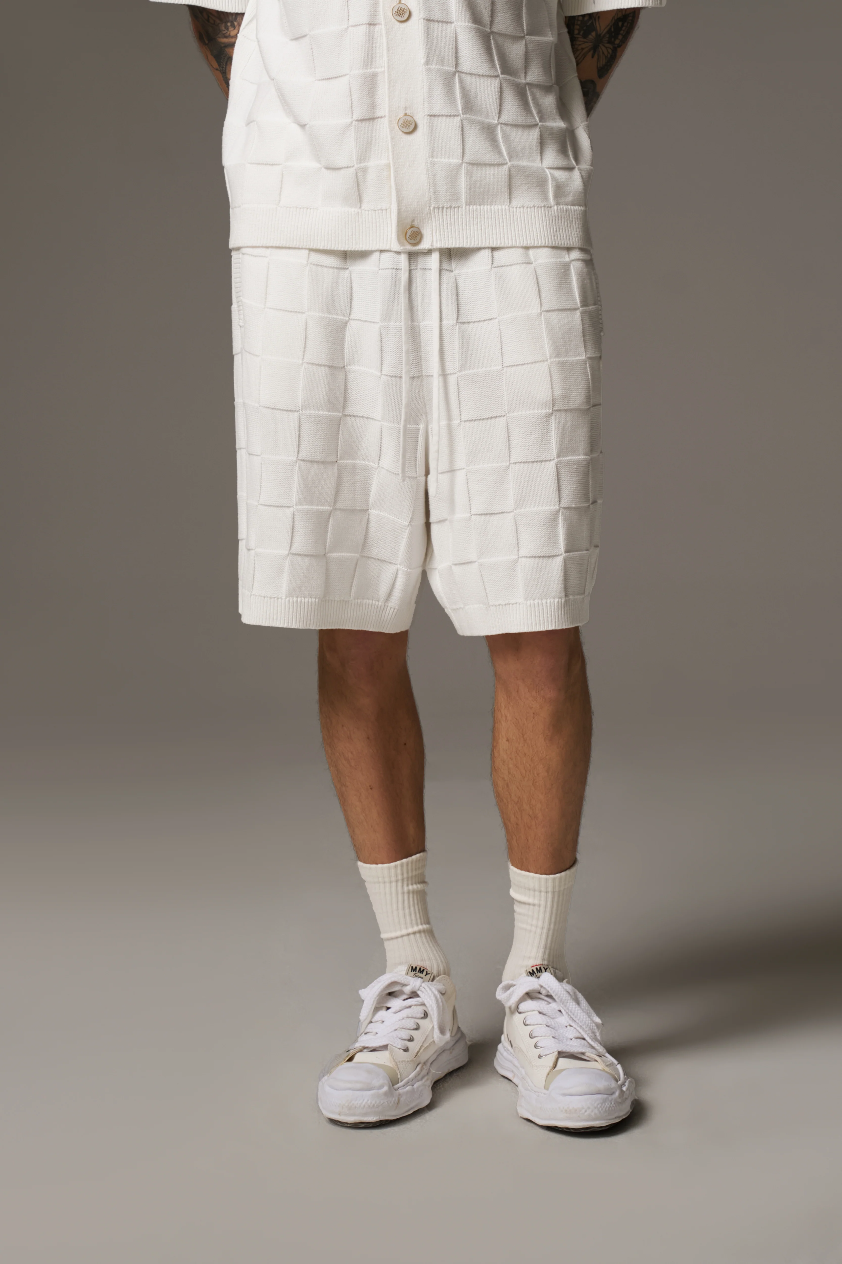 CHECKERBOARD KNITTED SHORT - OFF WHITE - Image 4