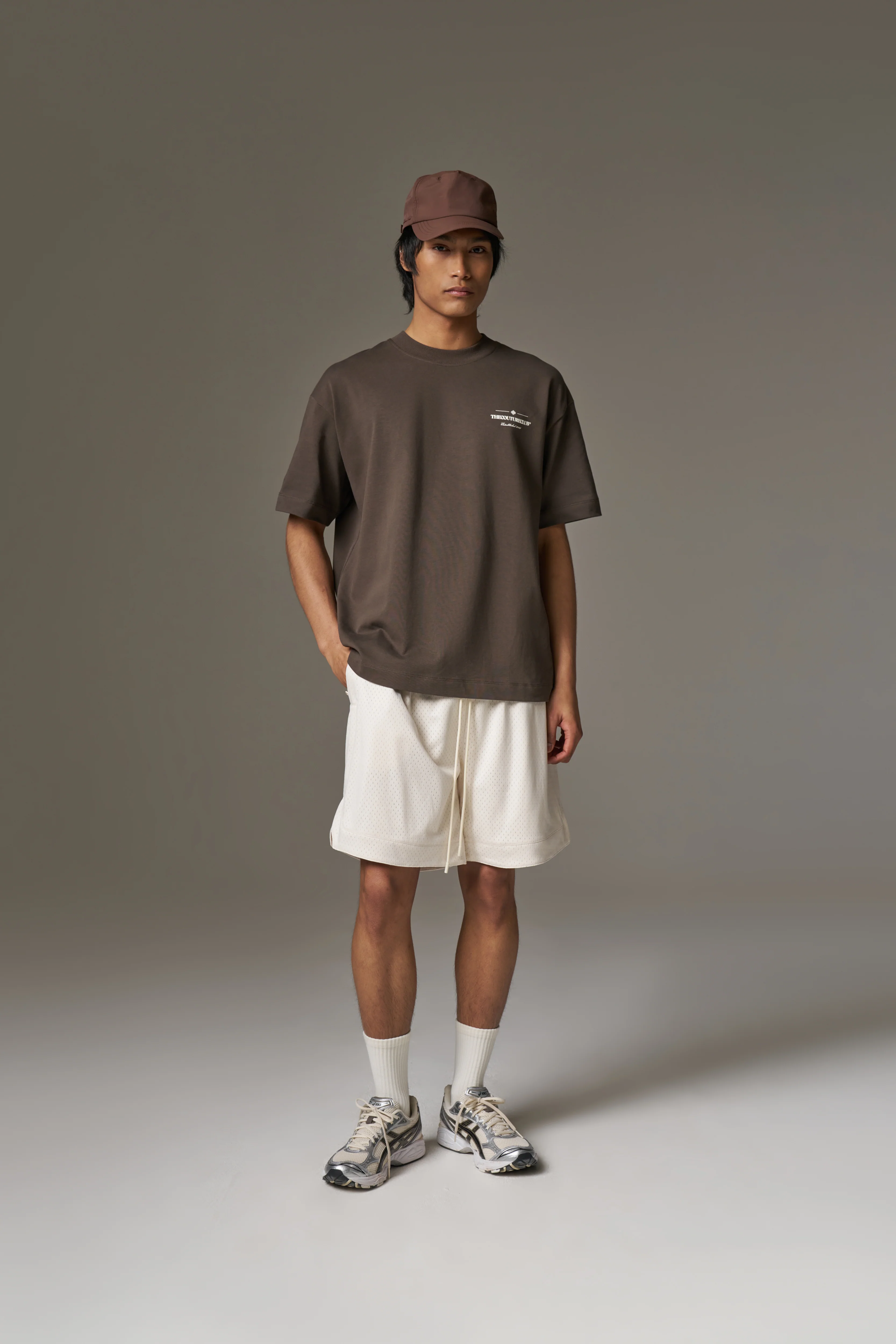 COPYRIGHT MULTI GRAPHIC T-SHIRT - BROWN - Image 4