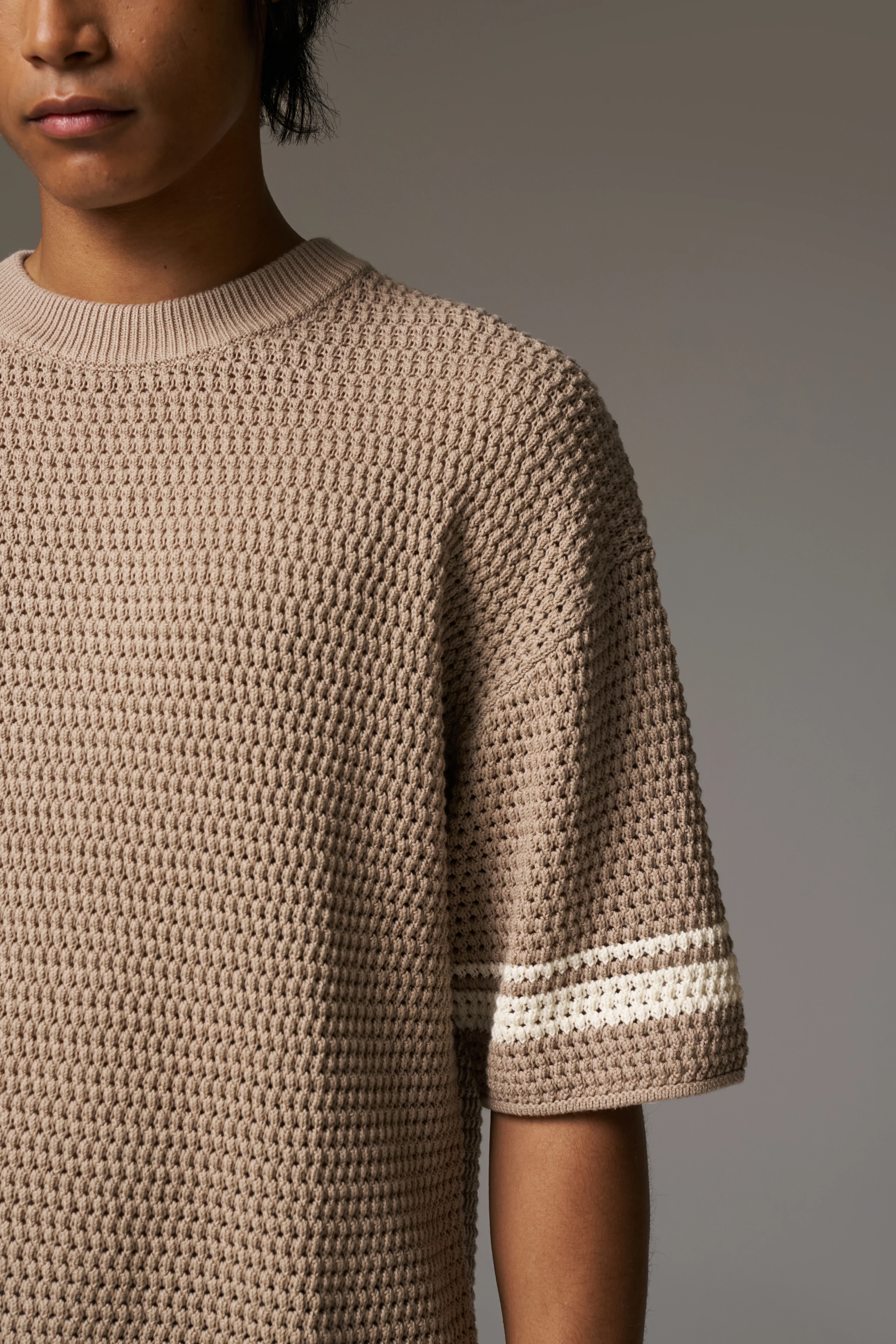 CROCHET KNITTED CONTRAST STRIPE T-SHIRT - BROWN - Image 5