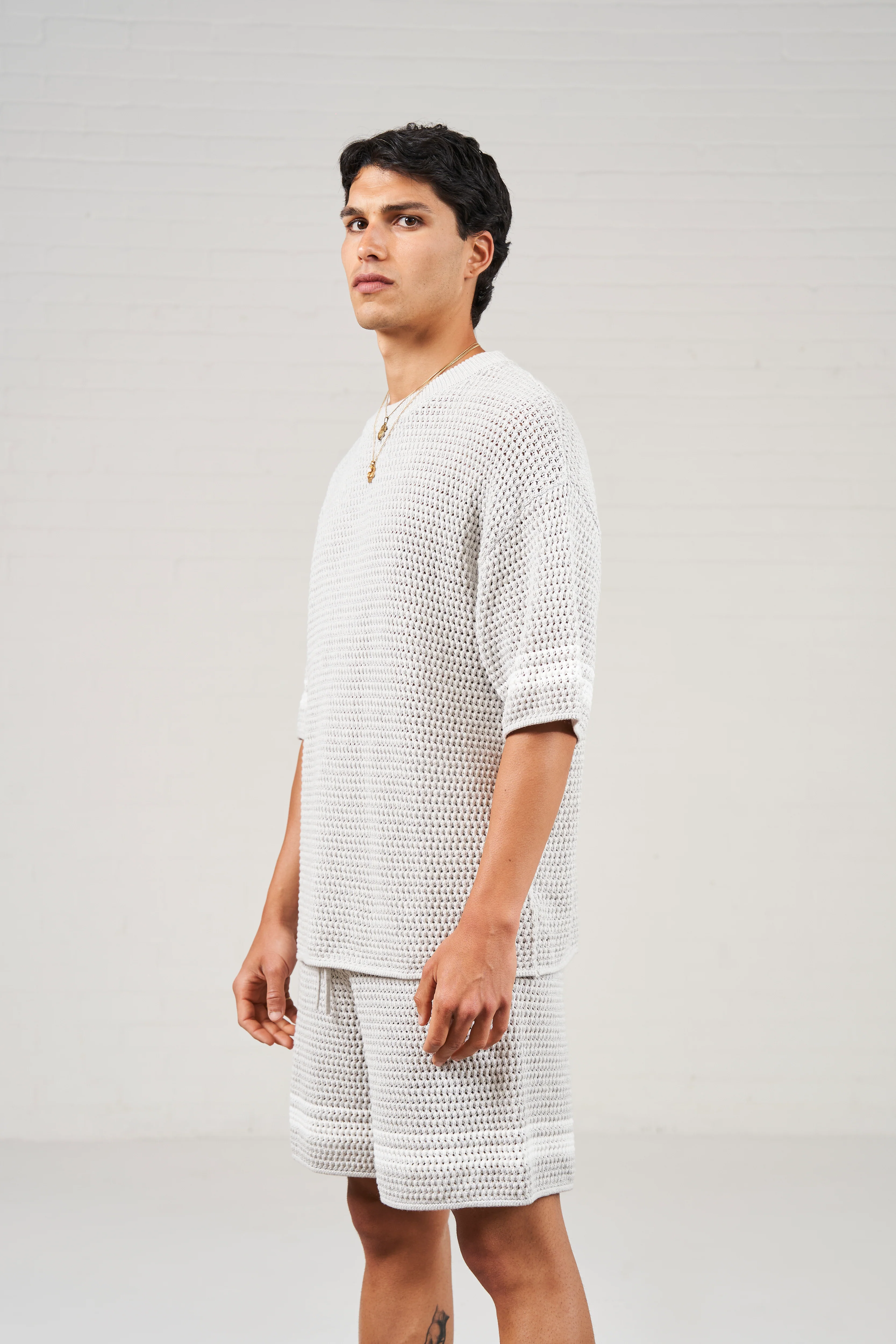CROCHET KNITTED CONTRAST STRIPE T-SHIRT - GREY - Image 3