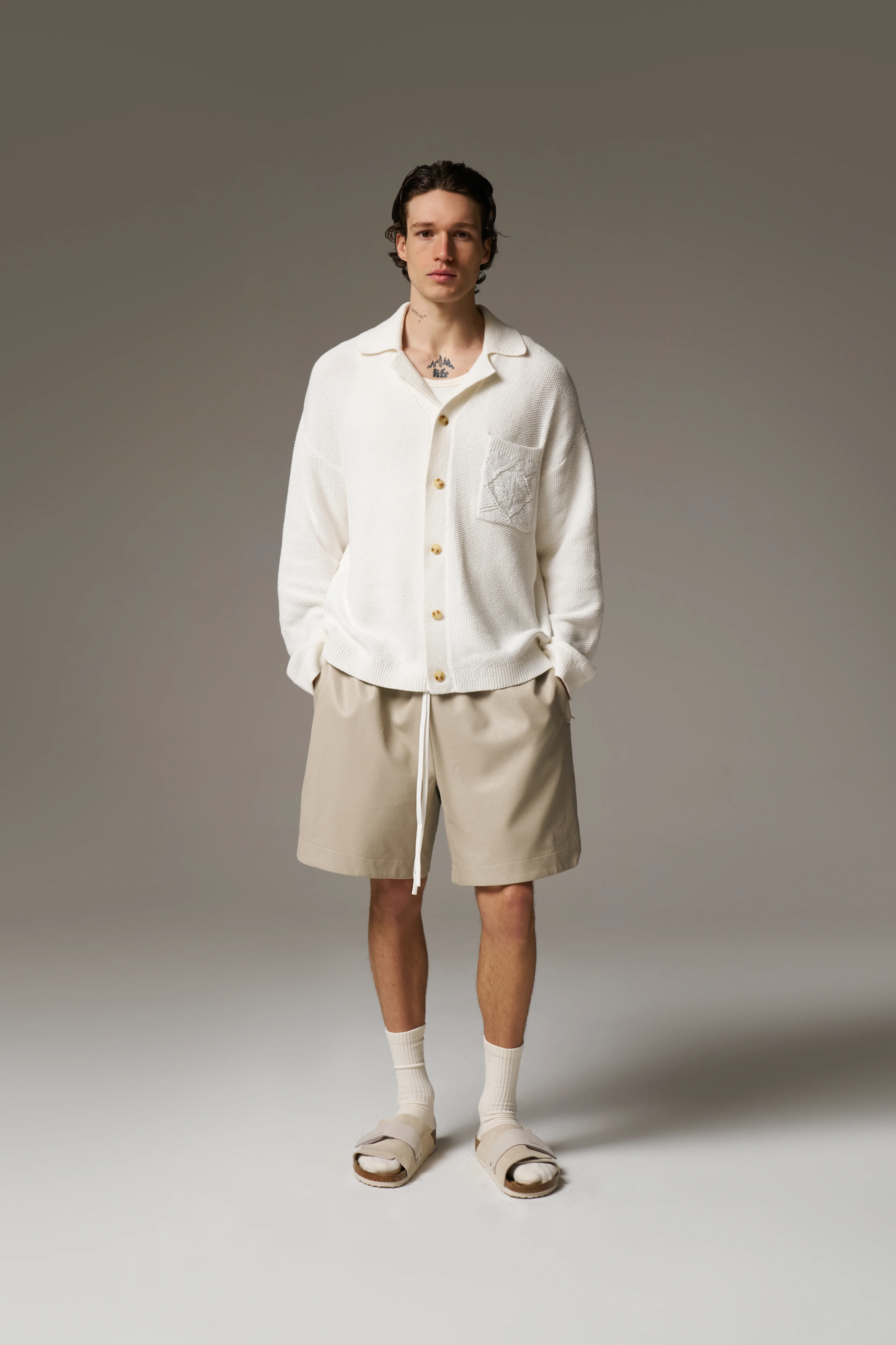 CROCHET KNITTED EMBLEM POCKET SHIRT - OFF WHITE - Image 5