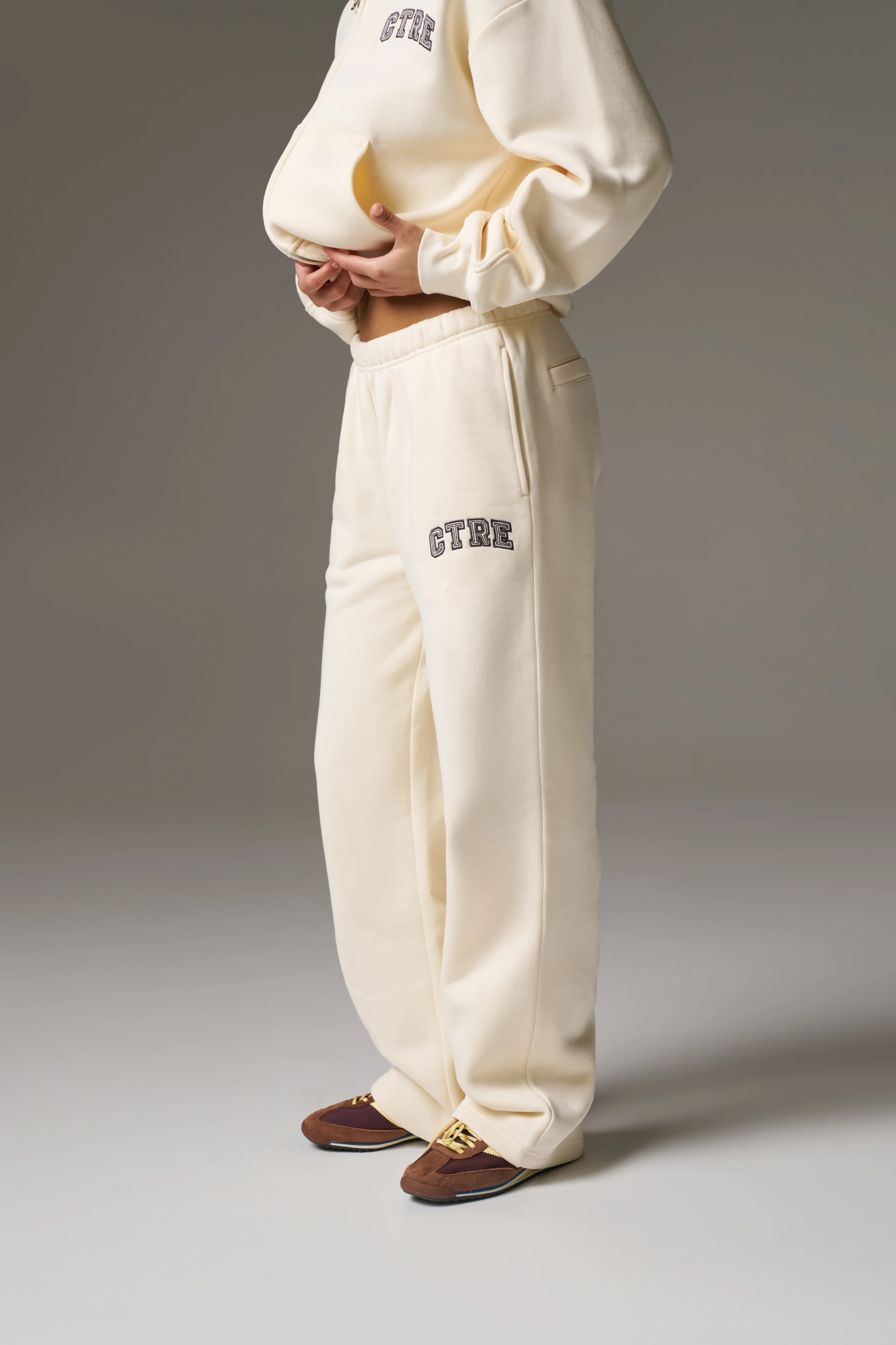 CTRE STRAIGHT LEG JOGGERS - BUTTERMILK - Image 5
