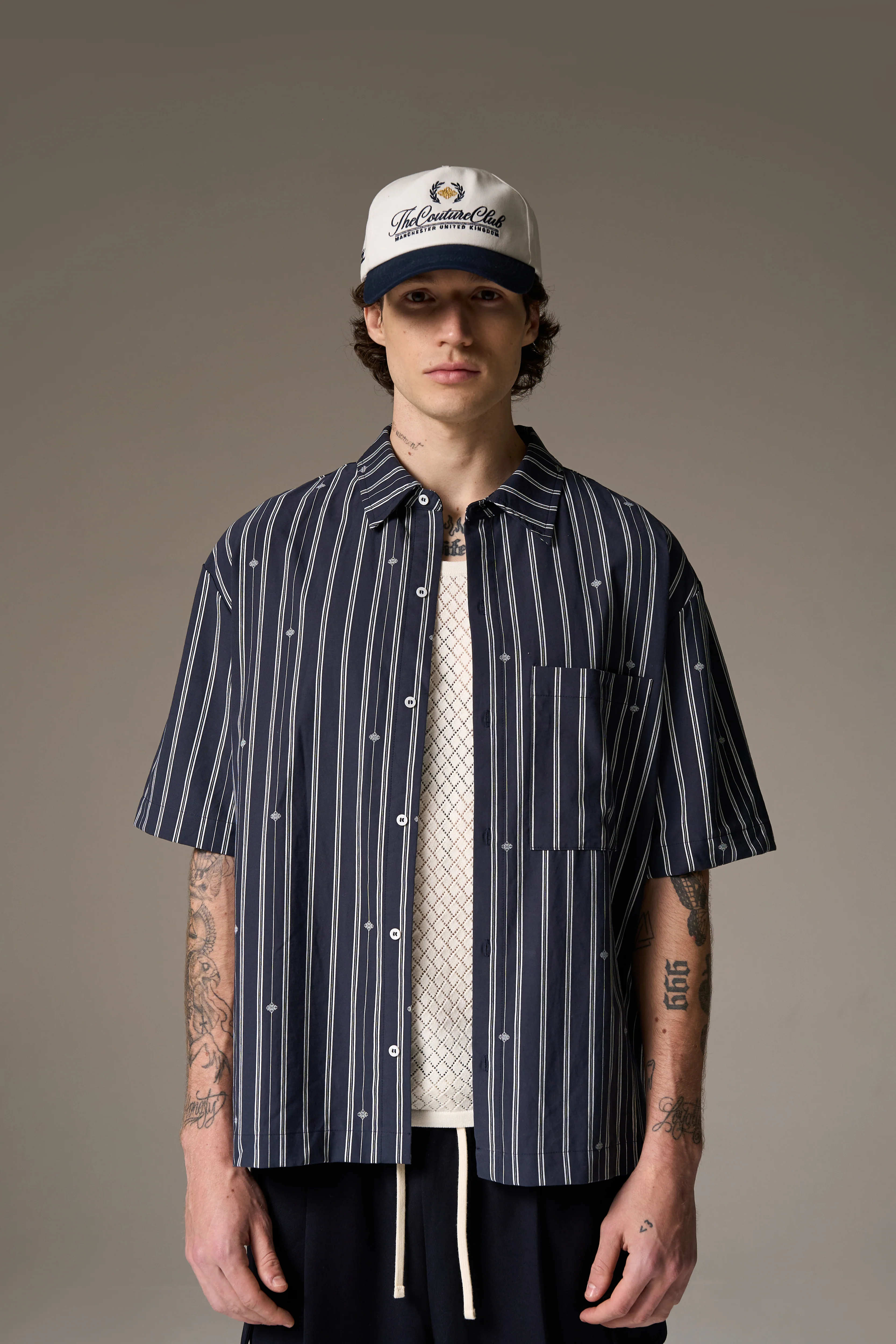 EMBLEM STRIPE SHIRT - NAVY - Image 4