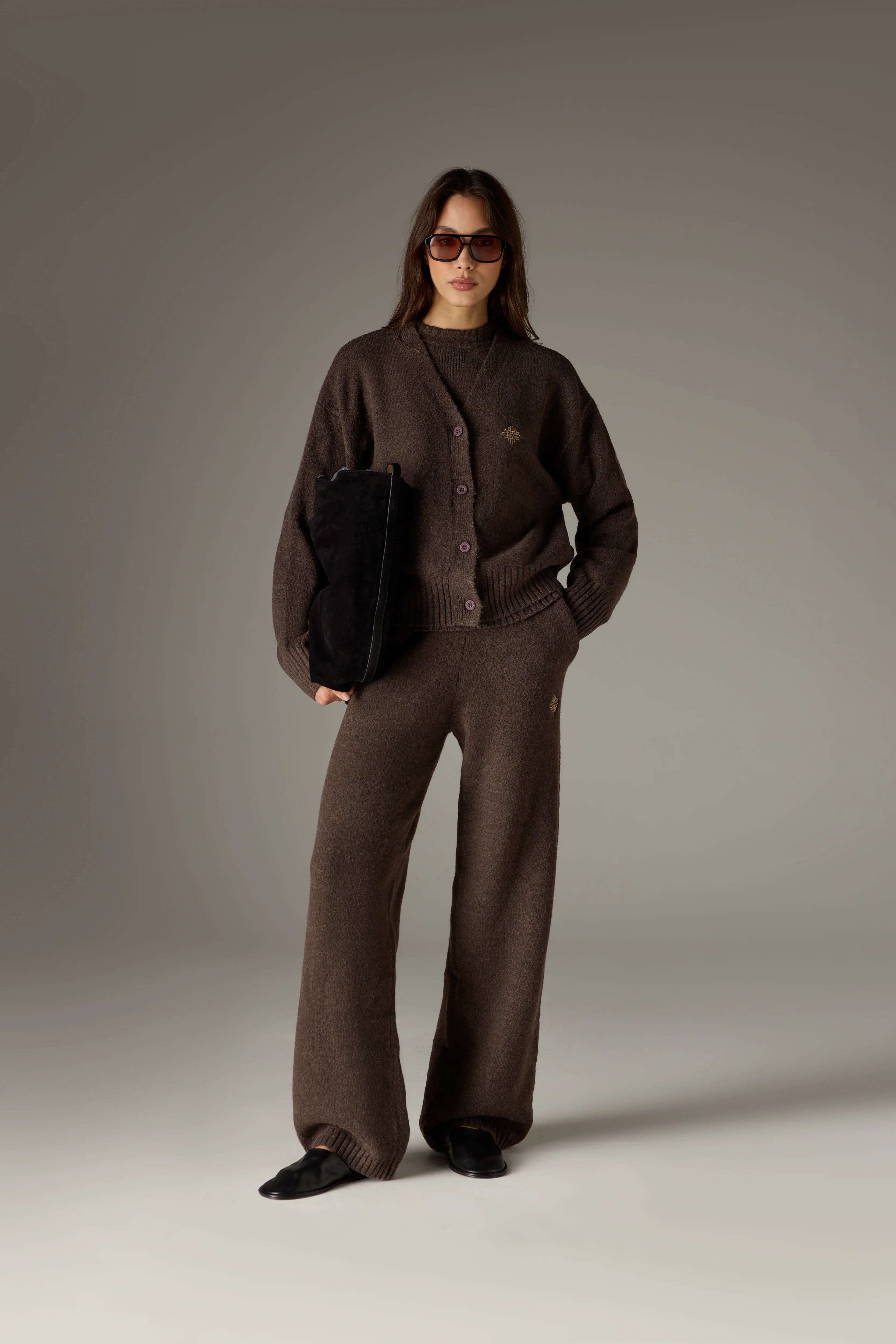 FLUFFY KNIT EMBLEM EMBROIDERED CARDIGAN - BROWN - Image 3