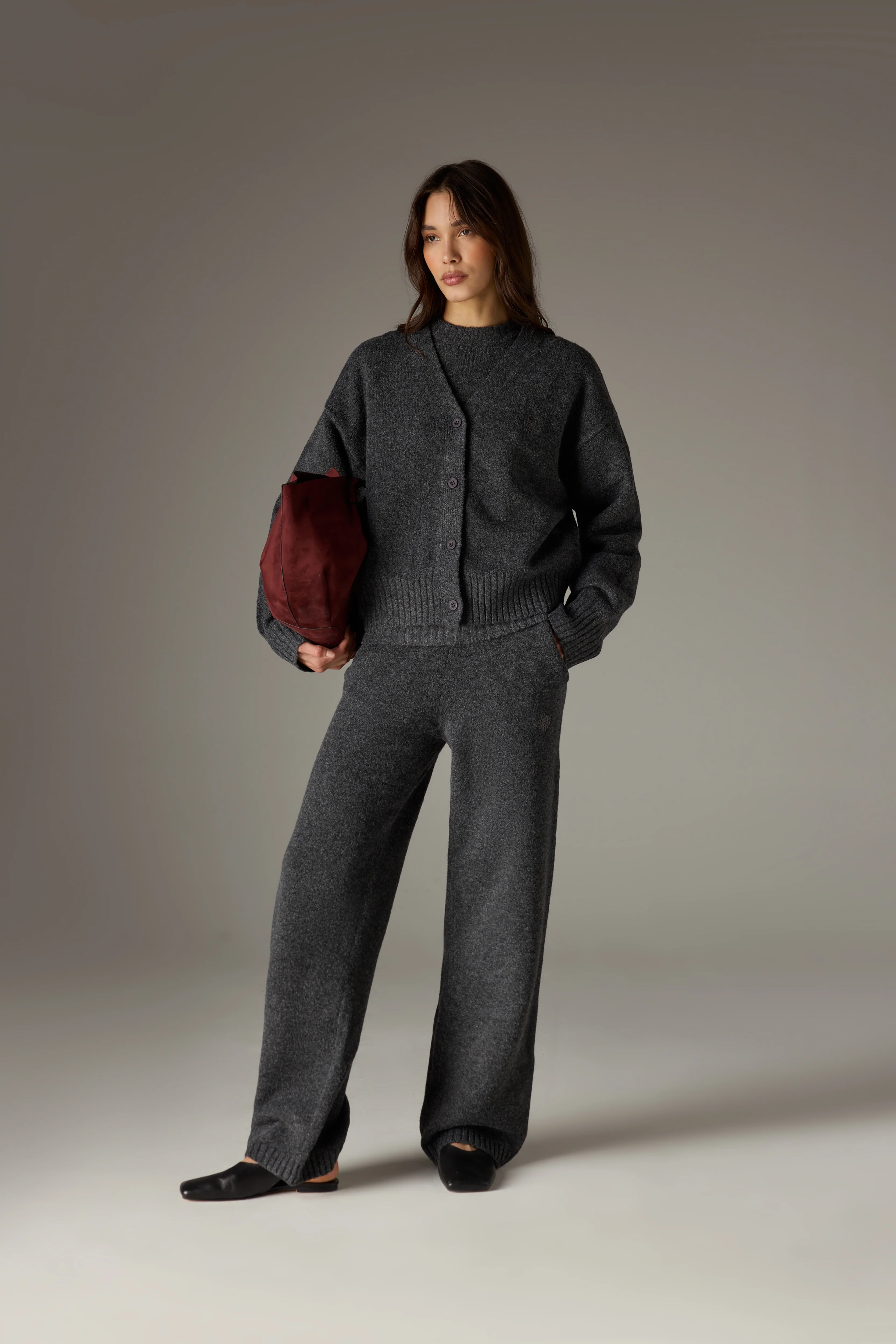 FLUFFY KNIT EMBLEM EMBROIDERED CARDIGAN - CHARCOAL - Image 3
