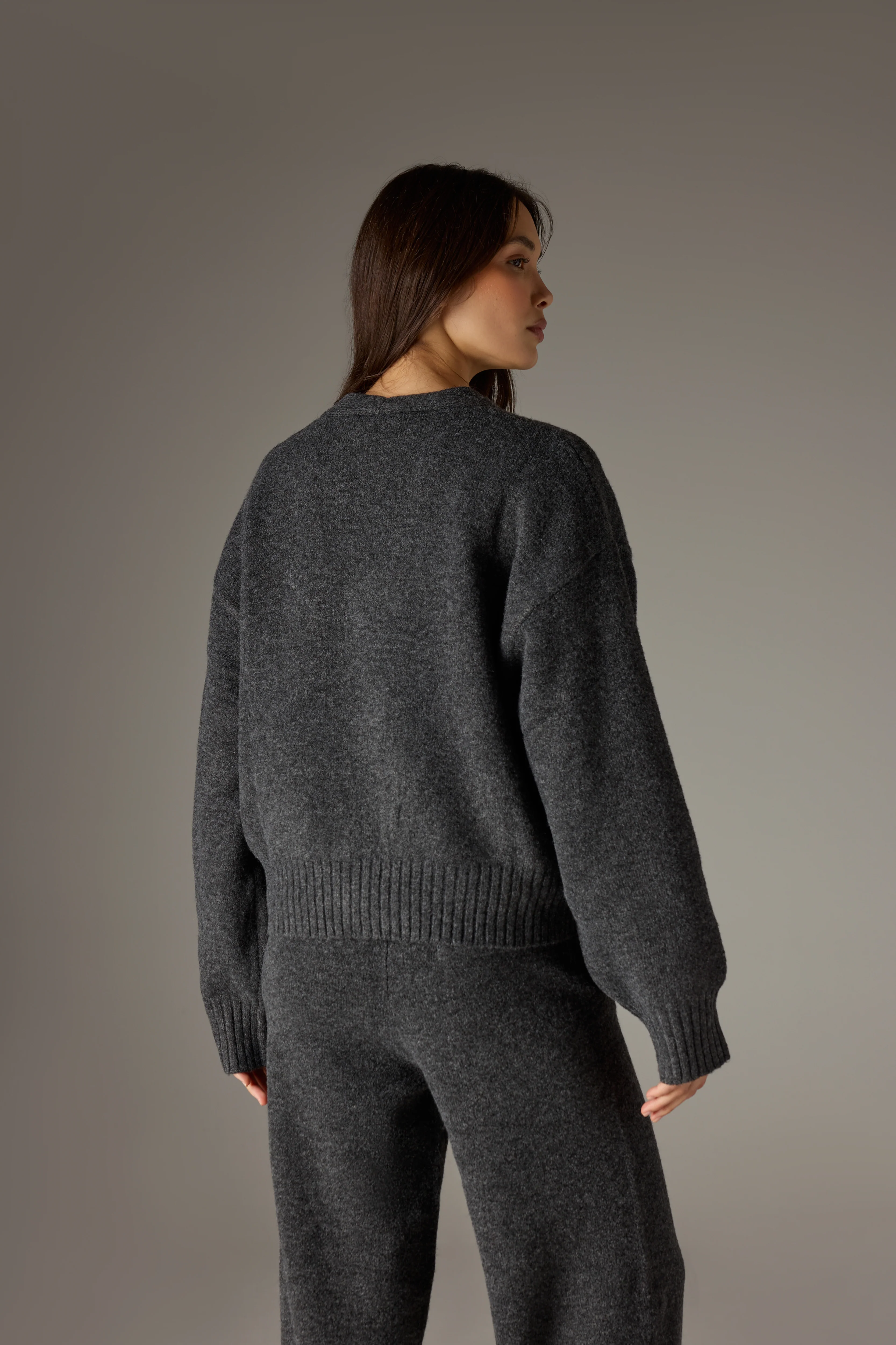 FLUFFY KNIT EMBLEM EMBROIDERED CARDIGAN - CHARCOAL - Image 6