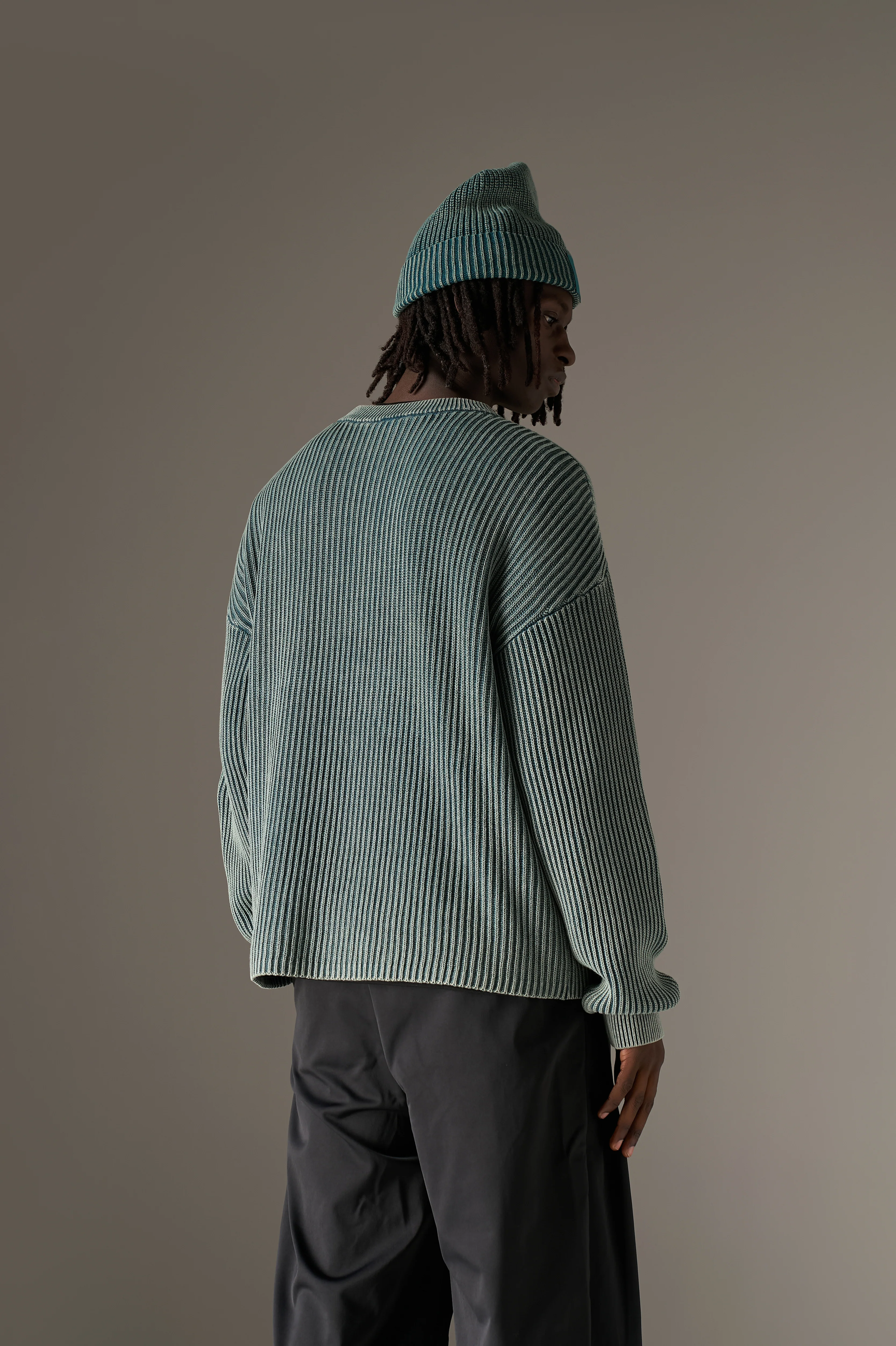 HEAVY WASHED RIBBED KNIT CREW - TEAL - Image 6
