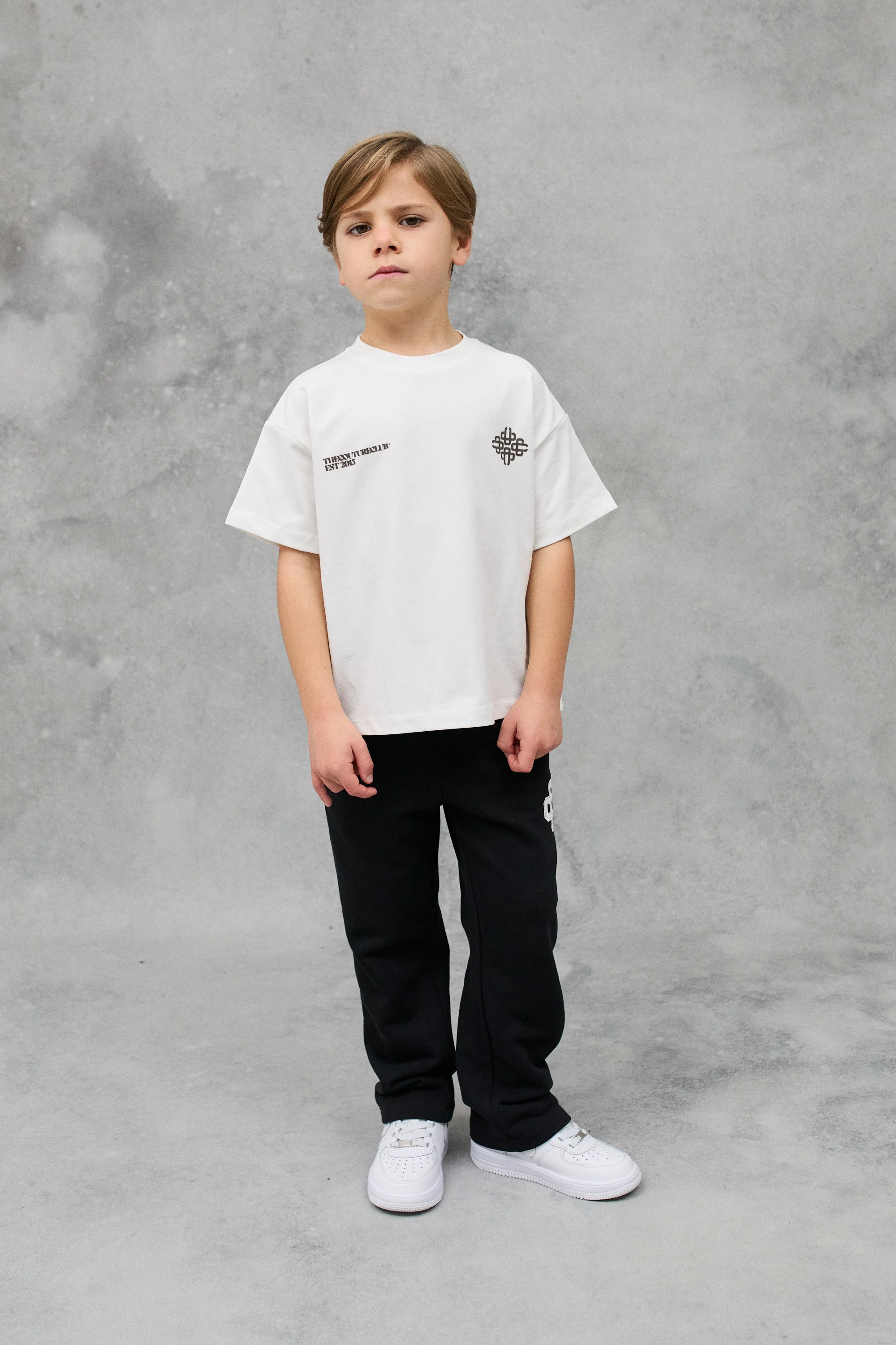 JNR BLURRED GRAPHIC EMBLEM T-SHIRT - OFF WHITE - Image 3