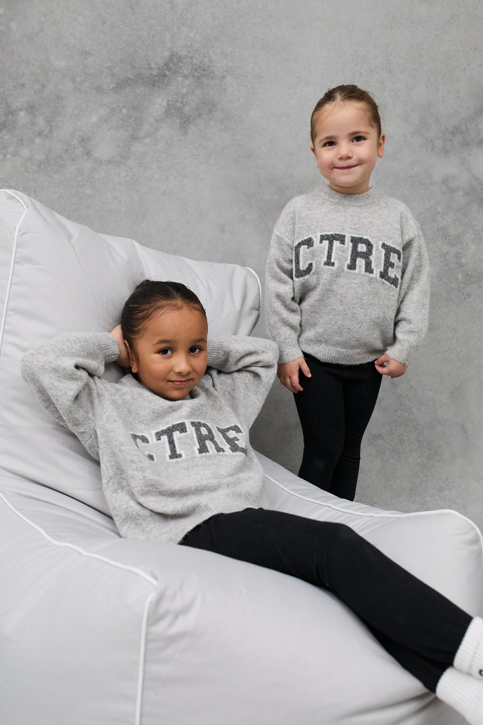 JNR EMBLEM SOFT TOUCH LEGGINGS - BLACK - Image 2