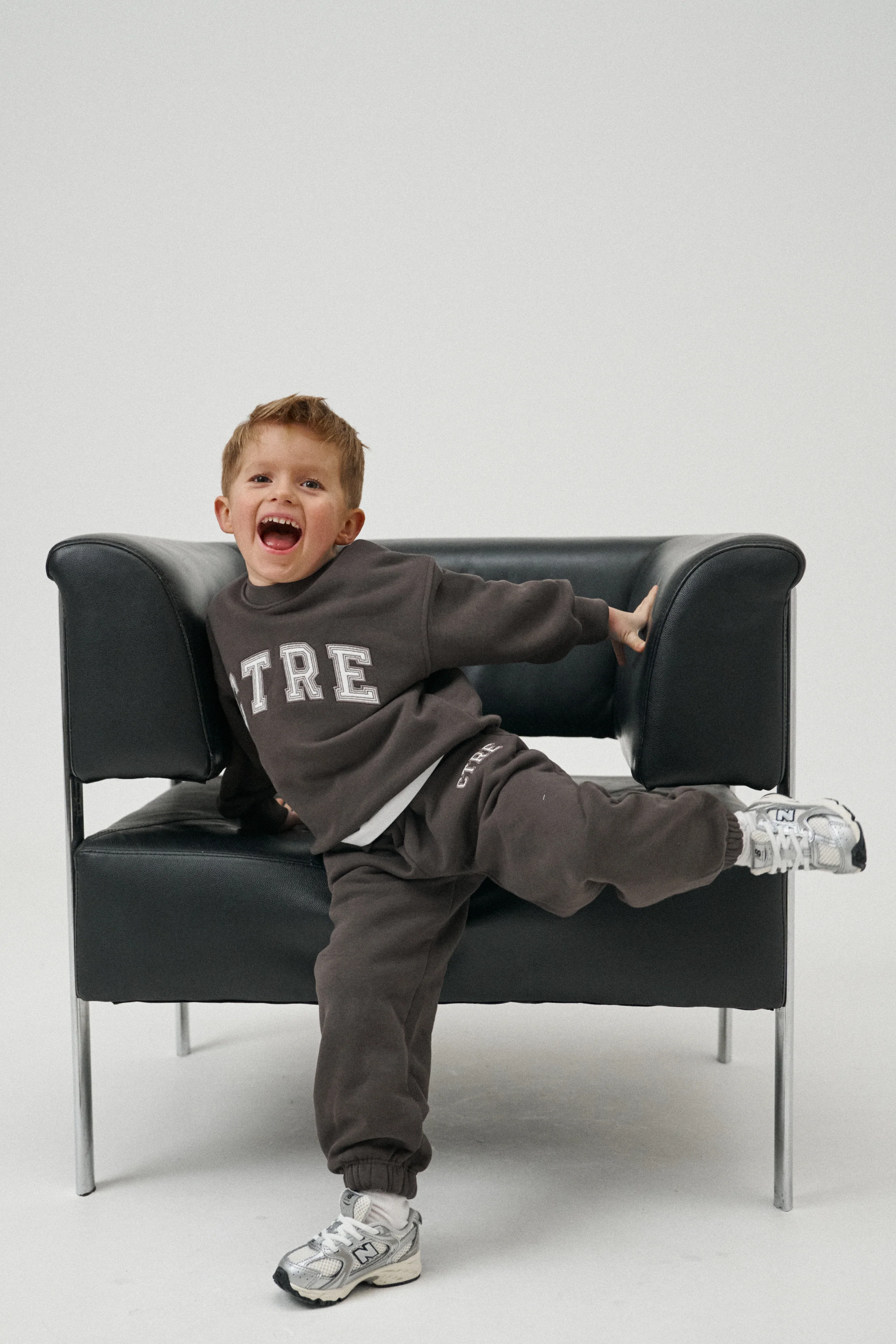 KIDS CTRE JOGGERS - BROWN