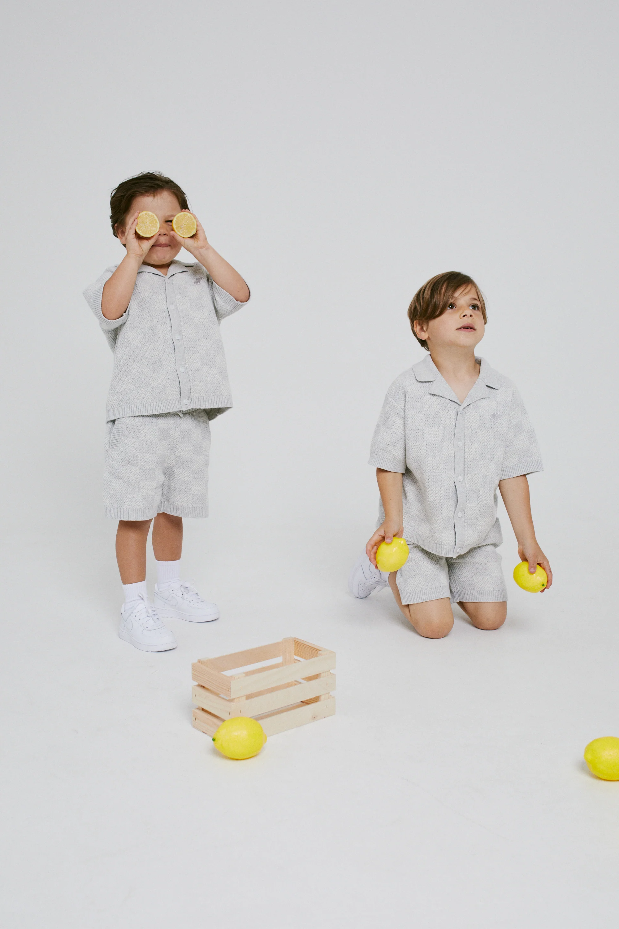 KIDS KNITTED CHECKERBOARD SHORTS - GREY - Image 5