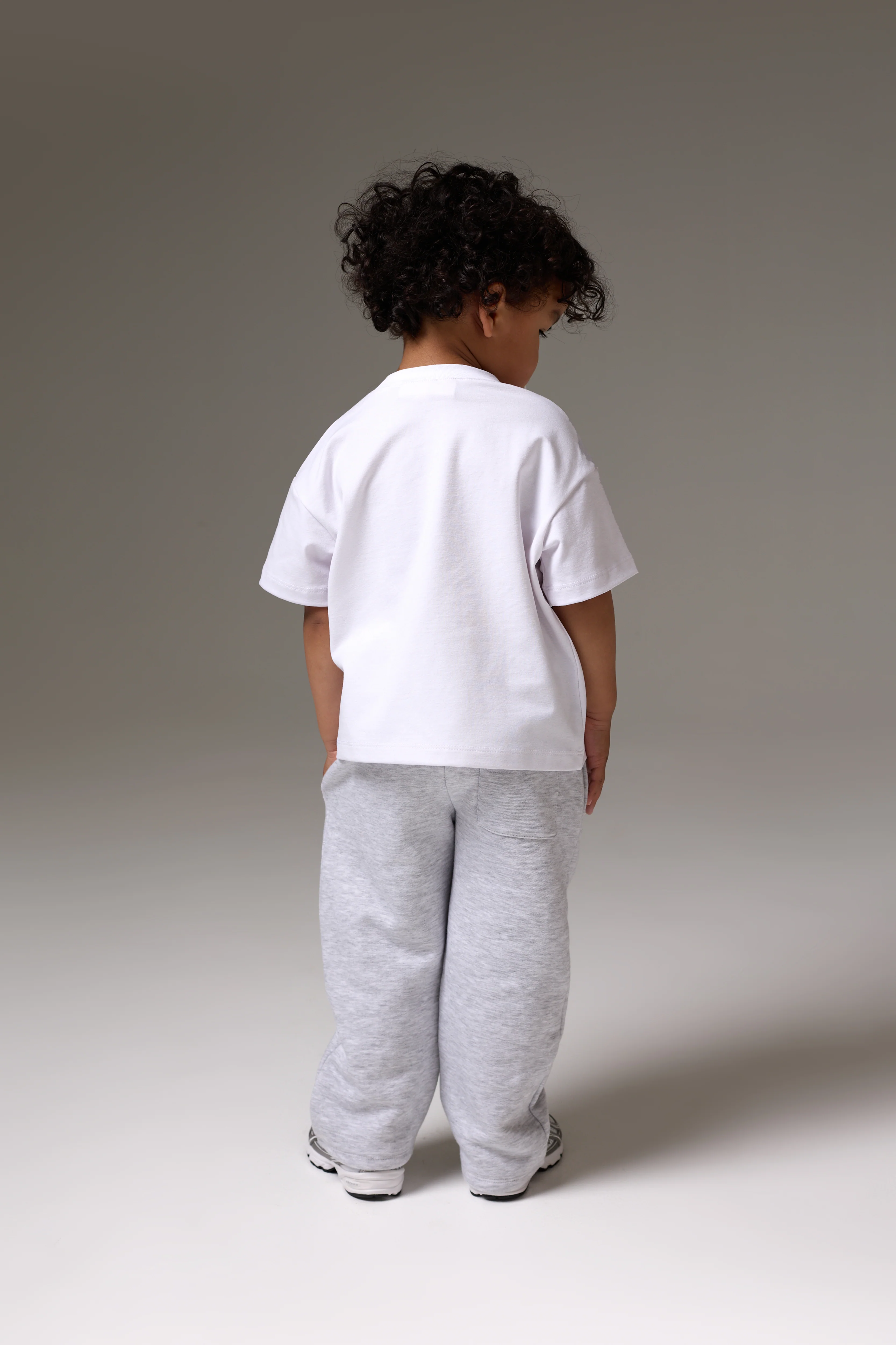 KIDS MONOGRAM EMBLEM APPLIQUE T-SHIRT - WHITE - Image 4