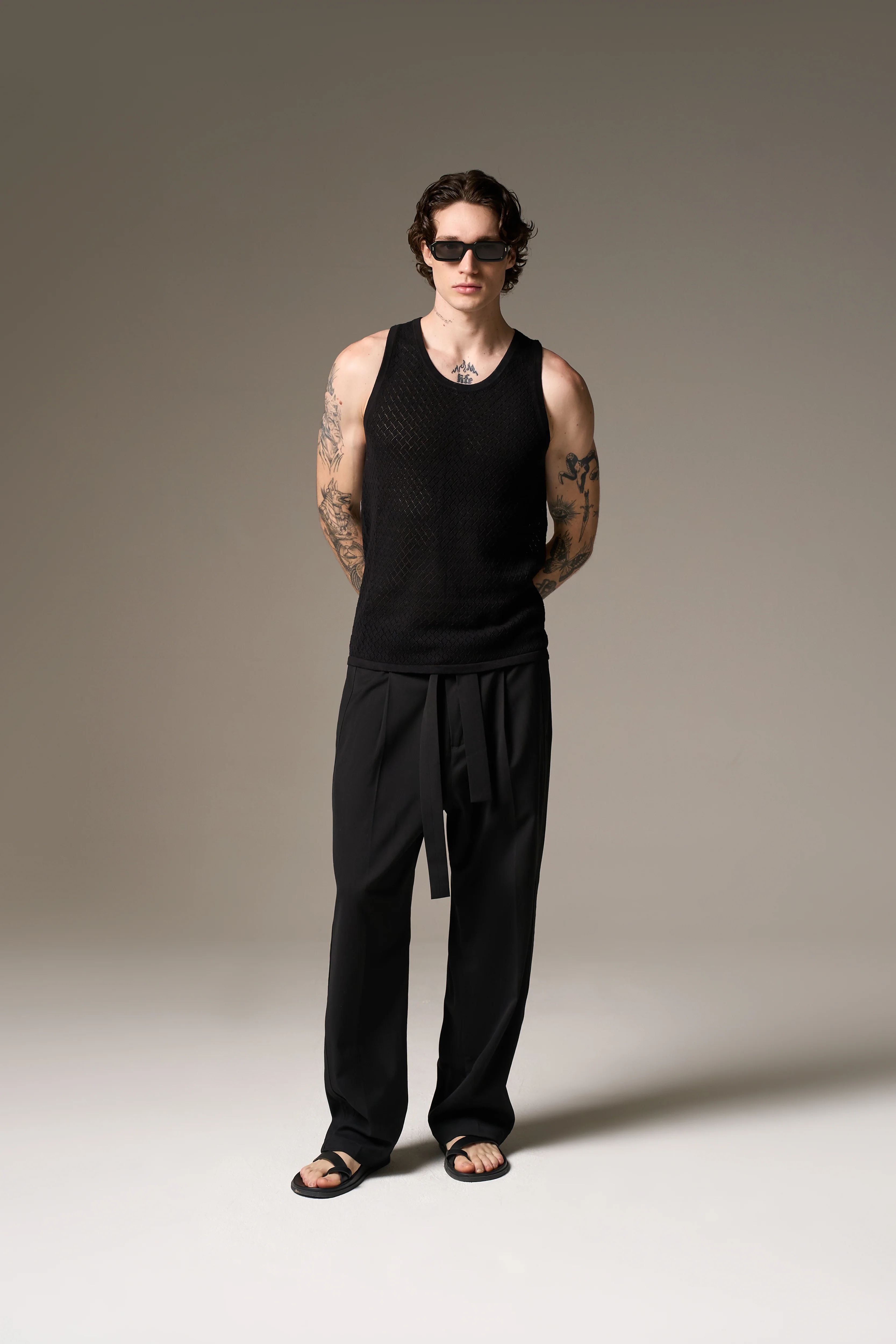 KNITTED VEST - BLACK - Image 8