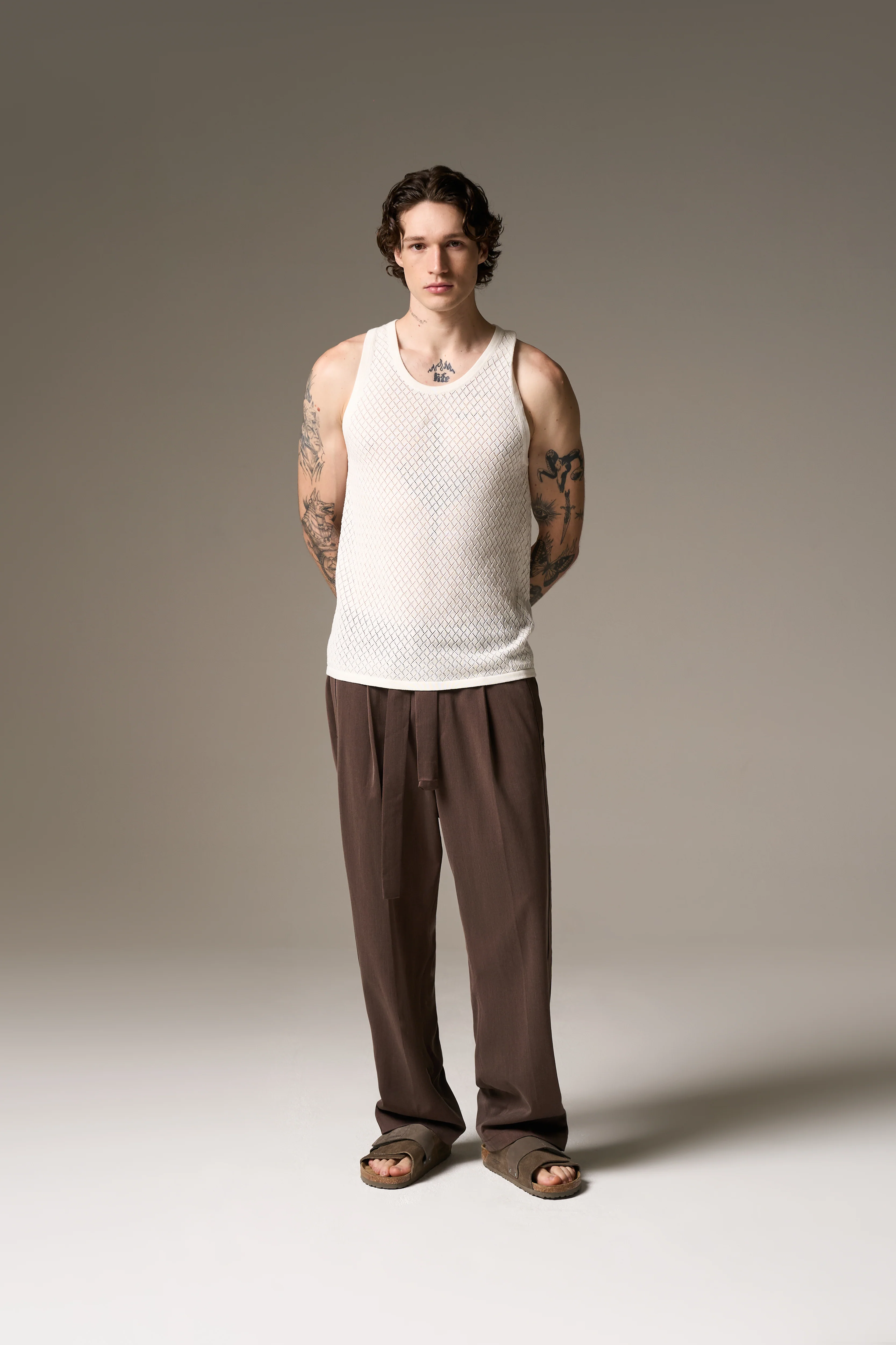 KNITTED VEST - WHITE - Image 9