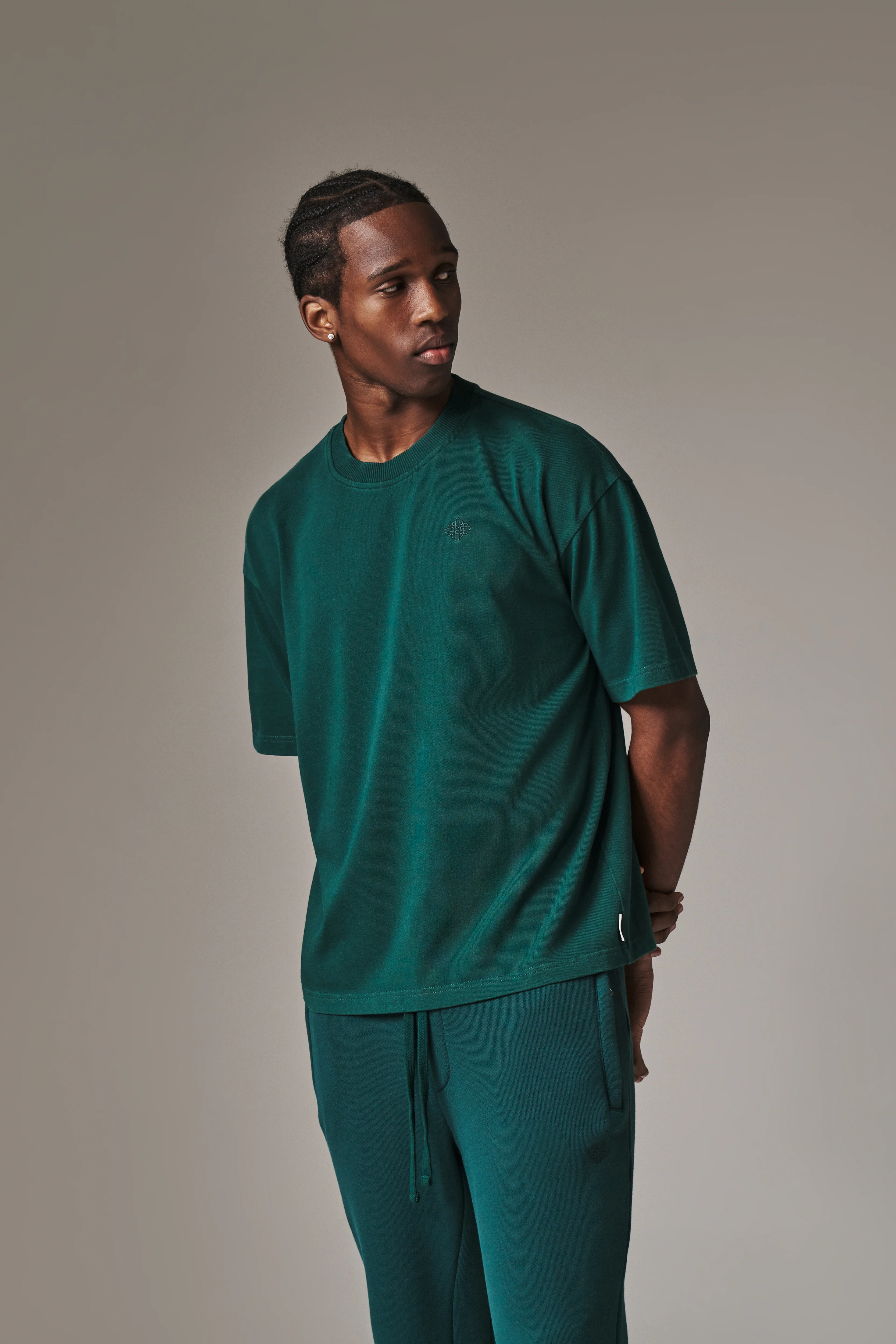 LAUNDERED CLASSICS T-SHIRT - GREEN - Image 7