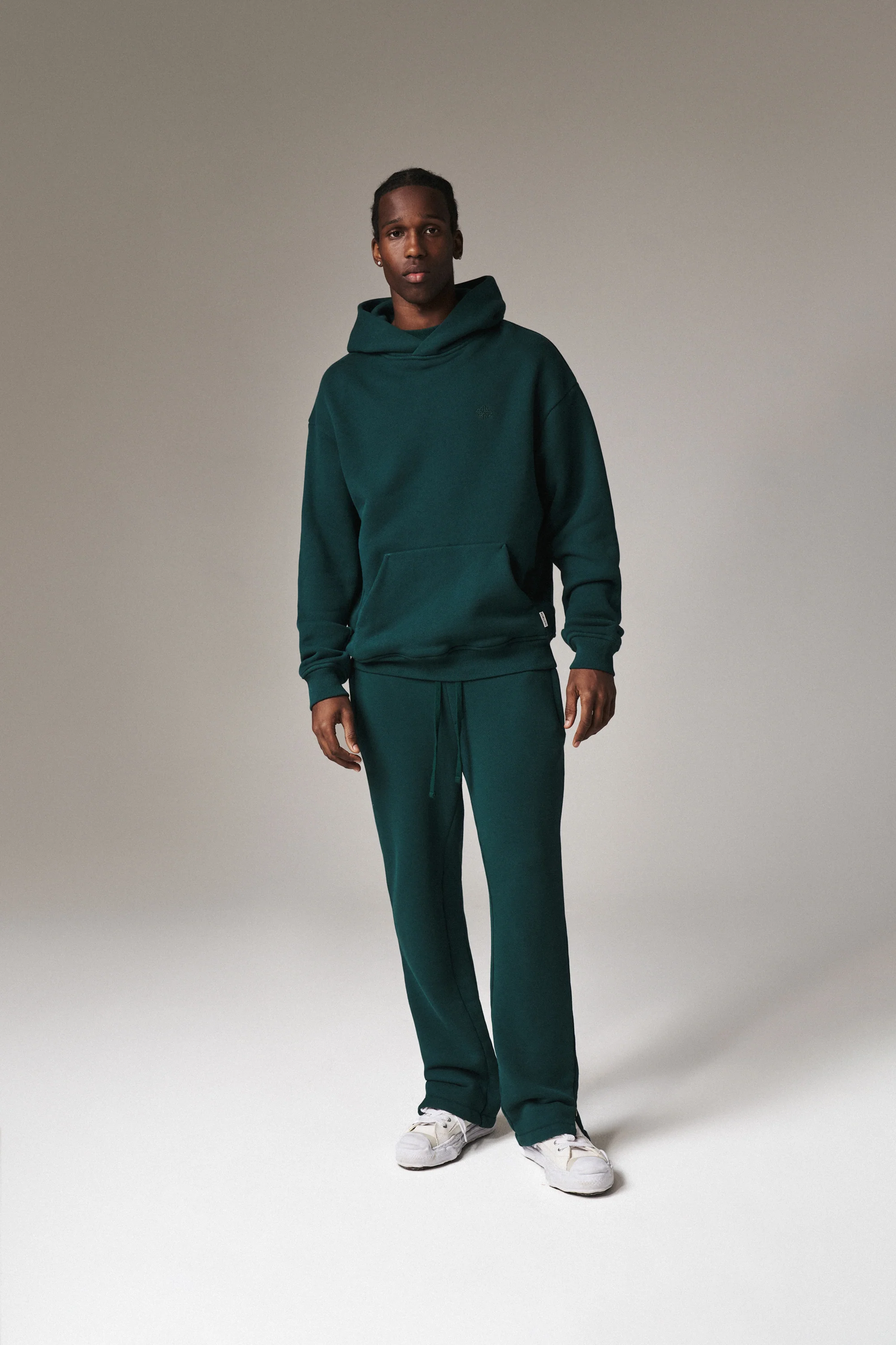 LAUNDERED CLASSICS JOGGER - GREEN - Image 3