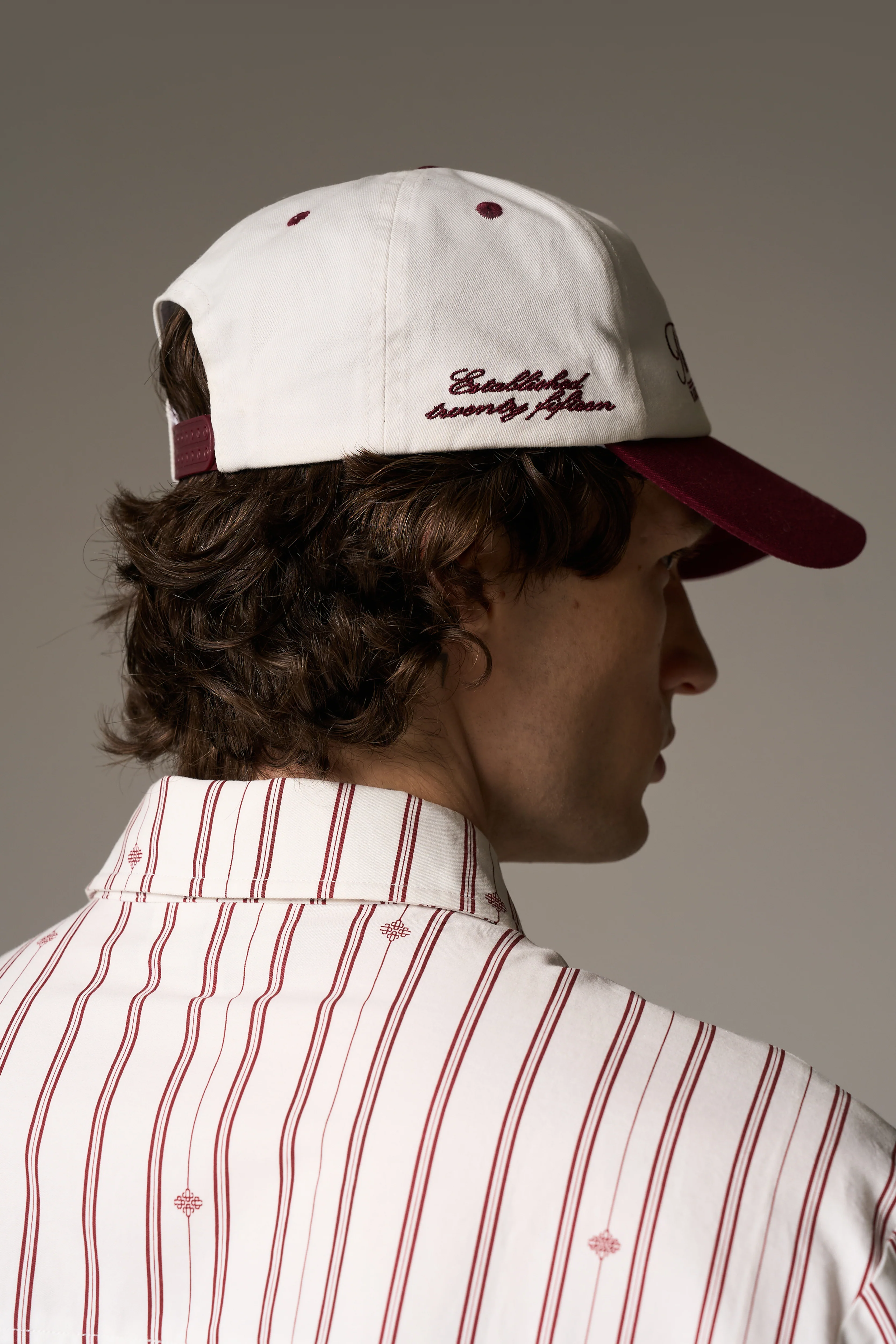 LAUREL EMBROIDERY CAP - BURGUNDY - Image 5