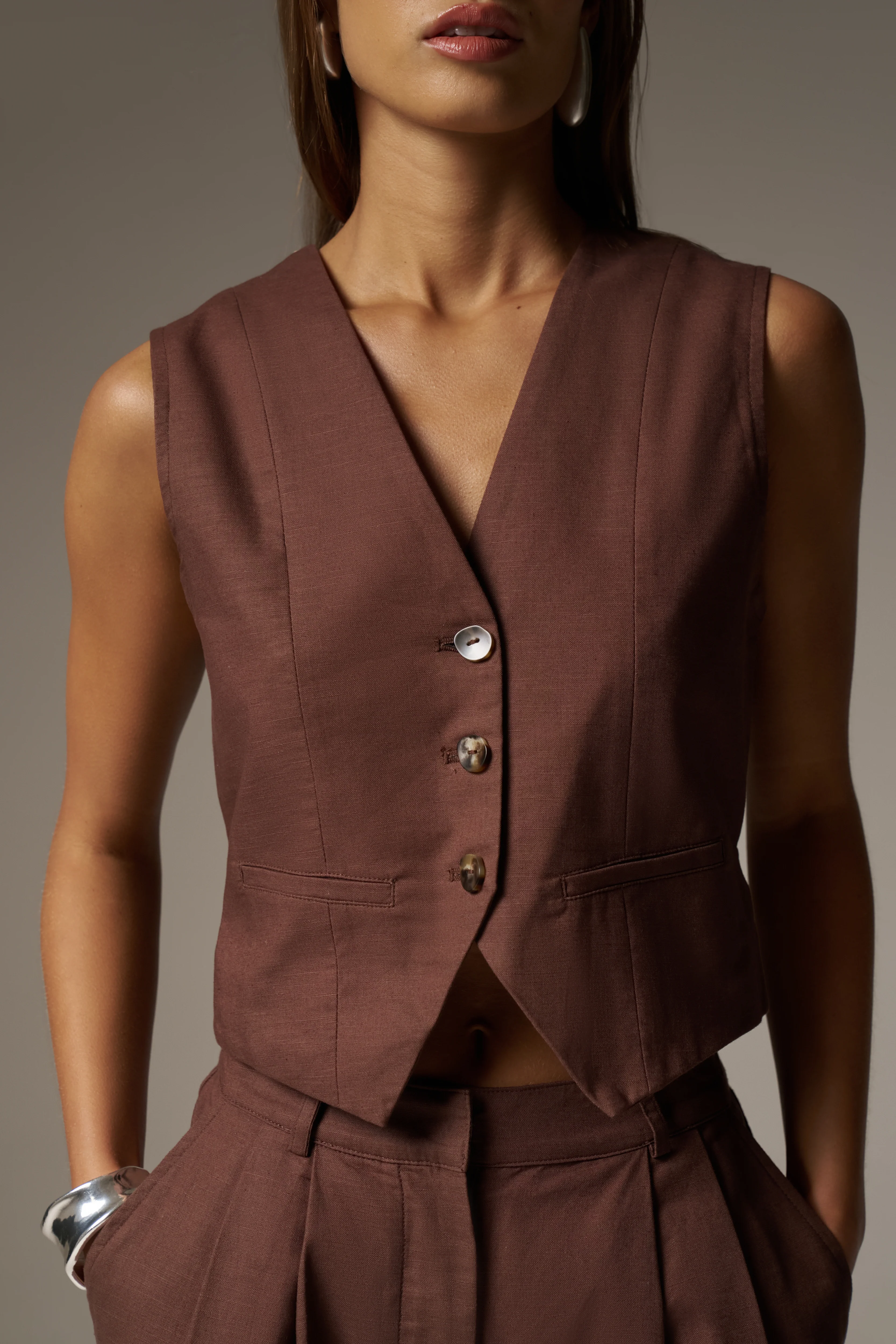 LINEN BLEND WAISTCOAT - CHOCOLATE - Image 6