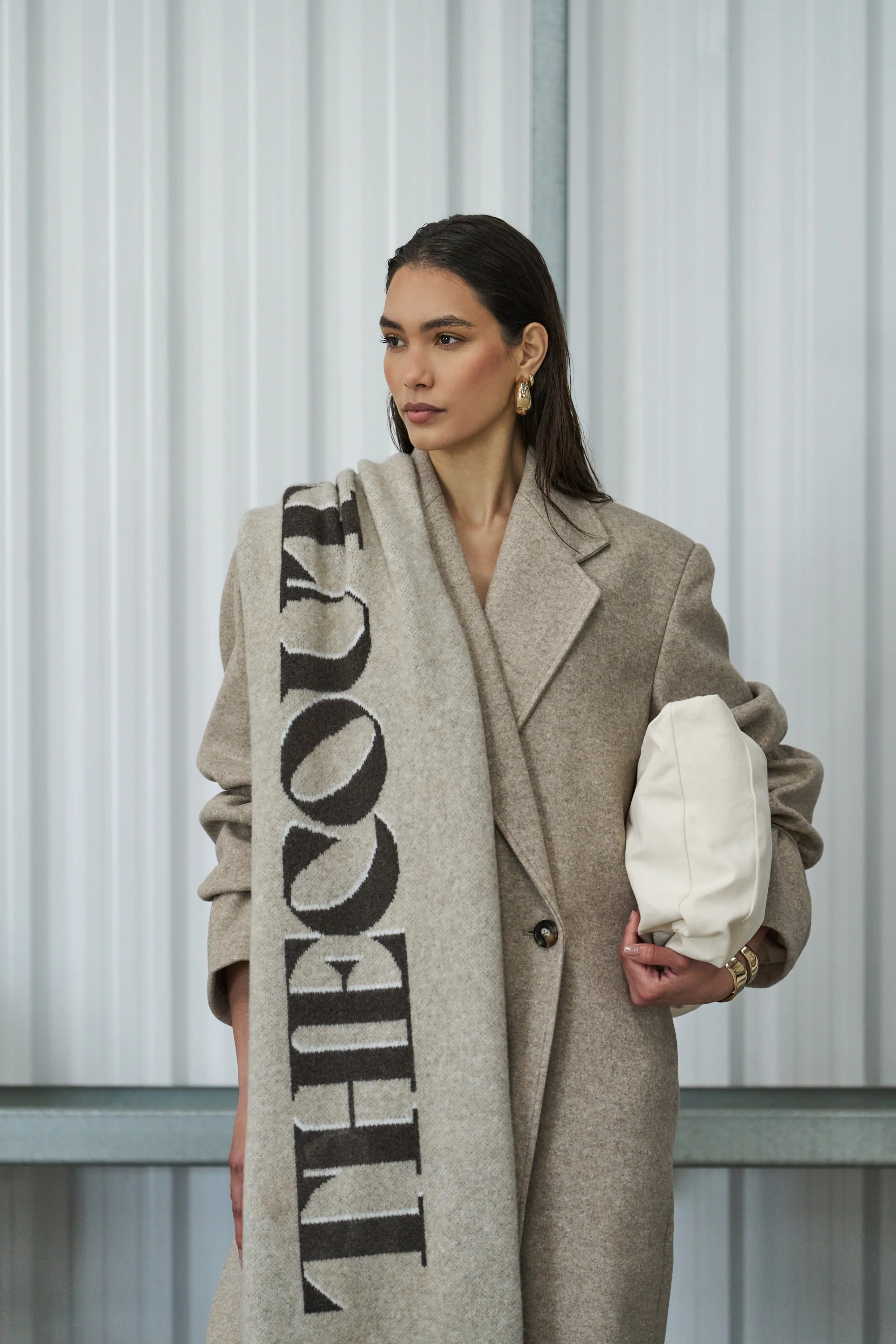 LONGLINE OVERCOAT - BEIGE - Image 3
