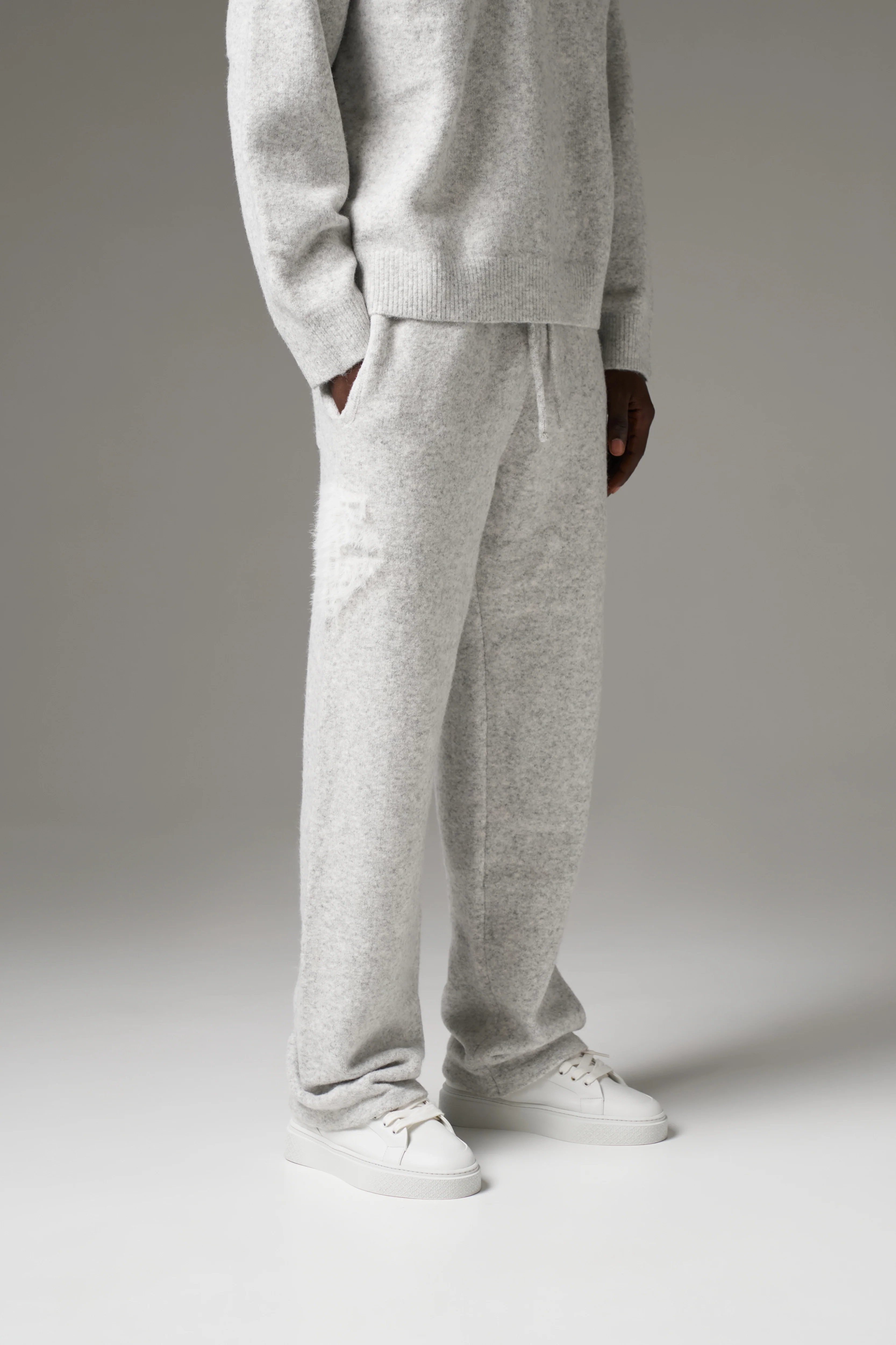 MONOGRAM FLUFFY KNIT JOGGERS - GREY MARL - Image 2