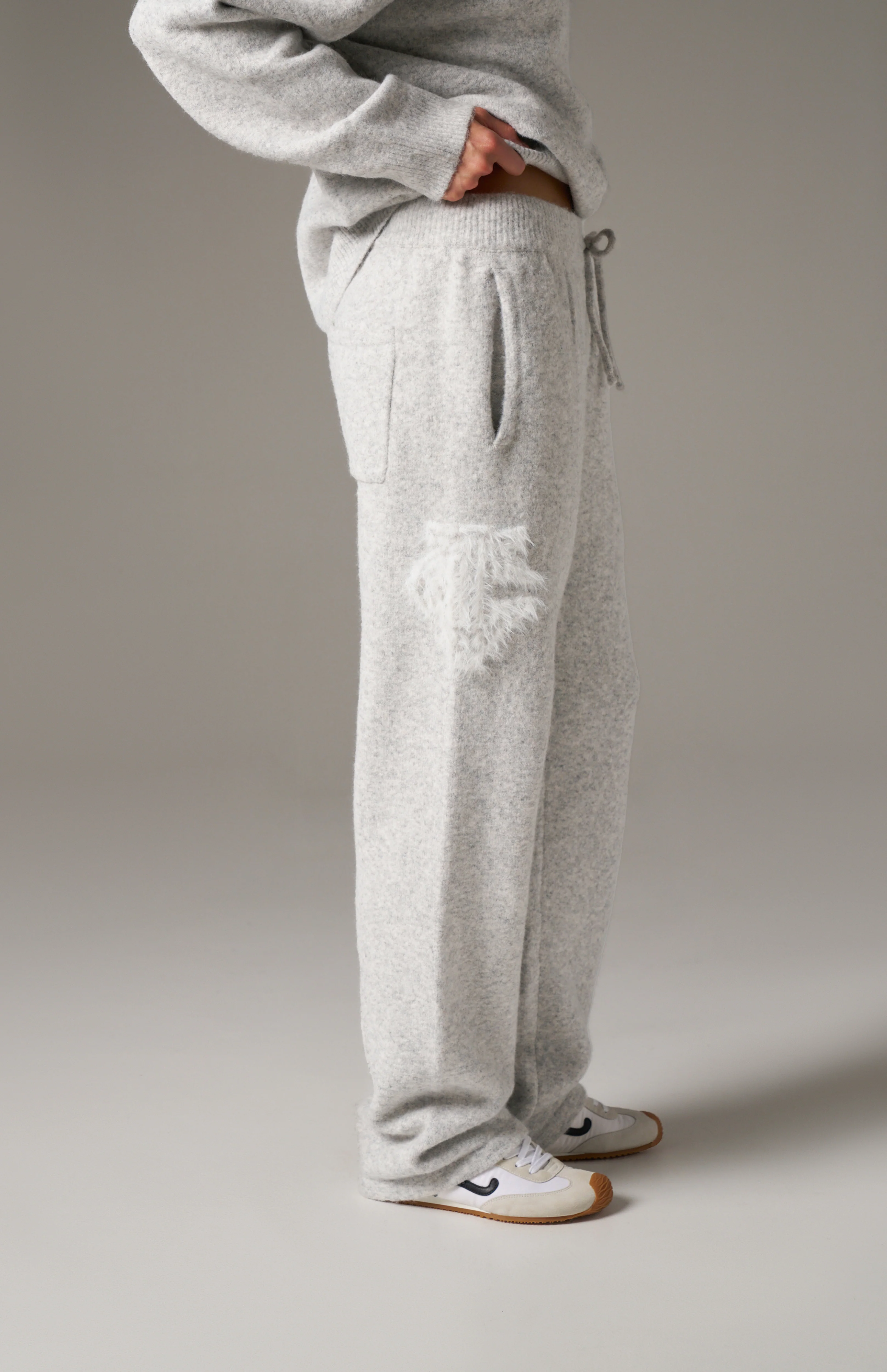 MONOGRAM FLUFFY KNIT JOGGERS - GREY MARL - Image 3
