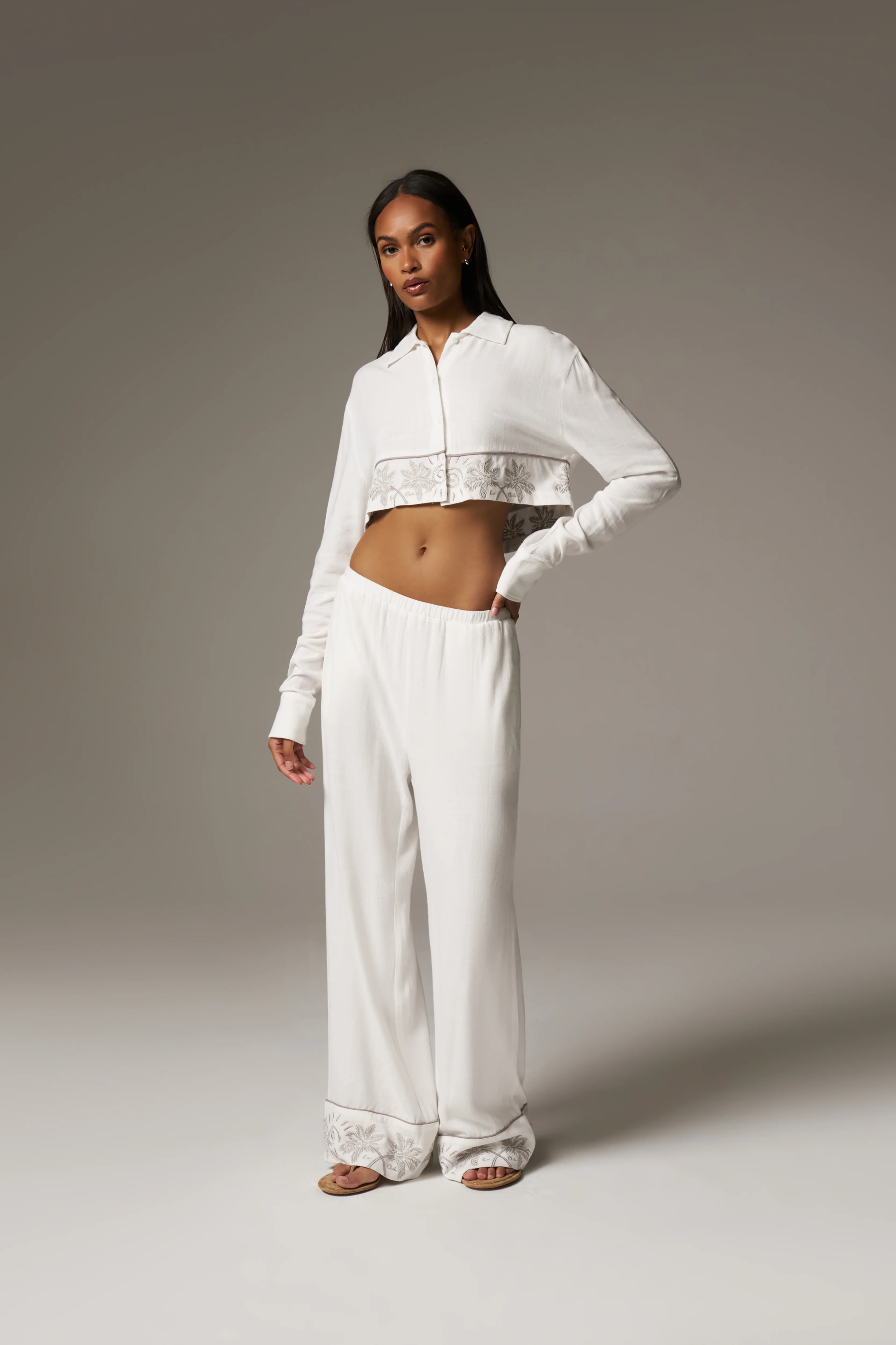 PALM EMBROIDERED WIDE LEG TROUSERS - OFF WHITE - Image 4