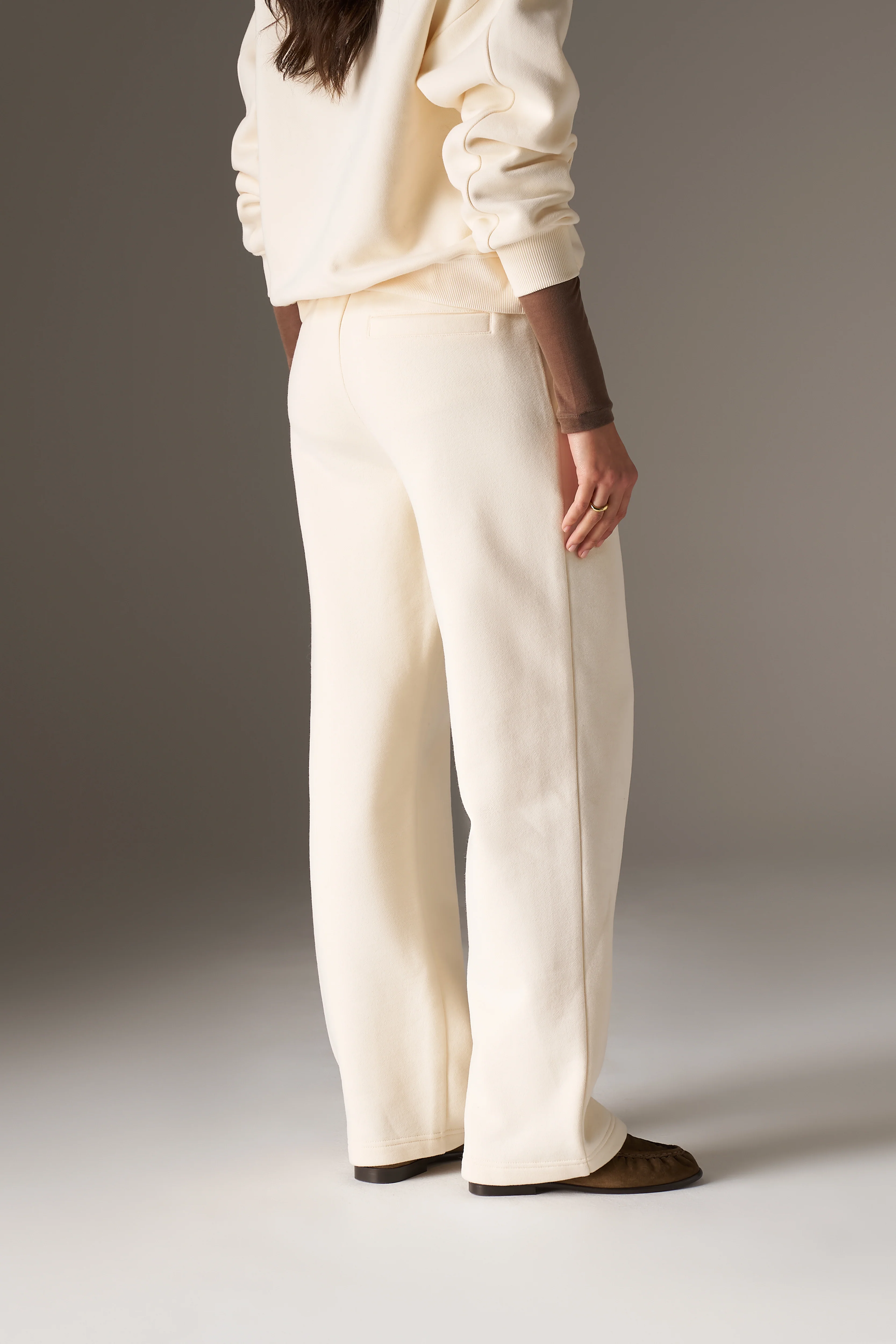 RAISED EMBLEM JOGGERS - BUTTERMILK - Image 6