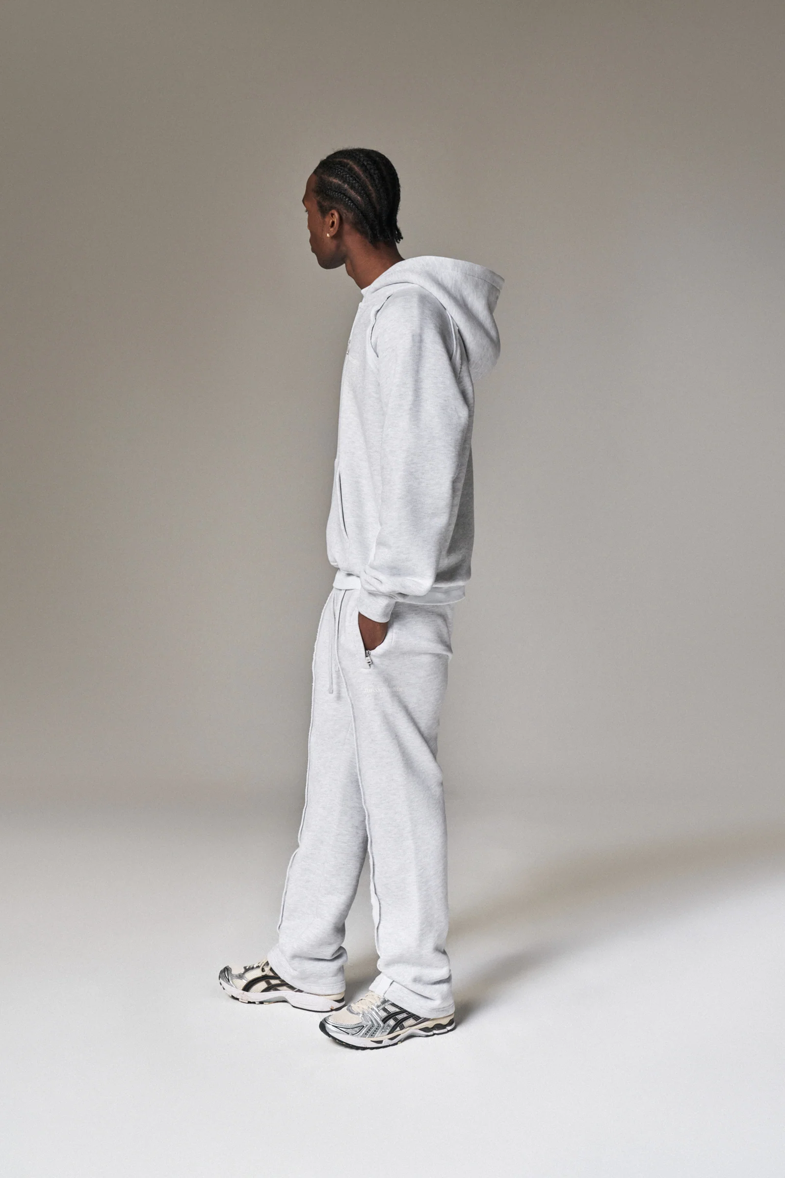 COPYRIGHT STRAIGHT LEG JOGGERS - GREY MARL - Image 4