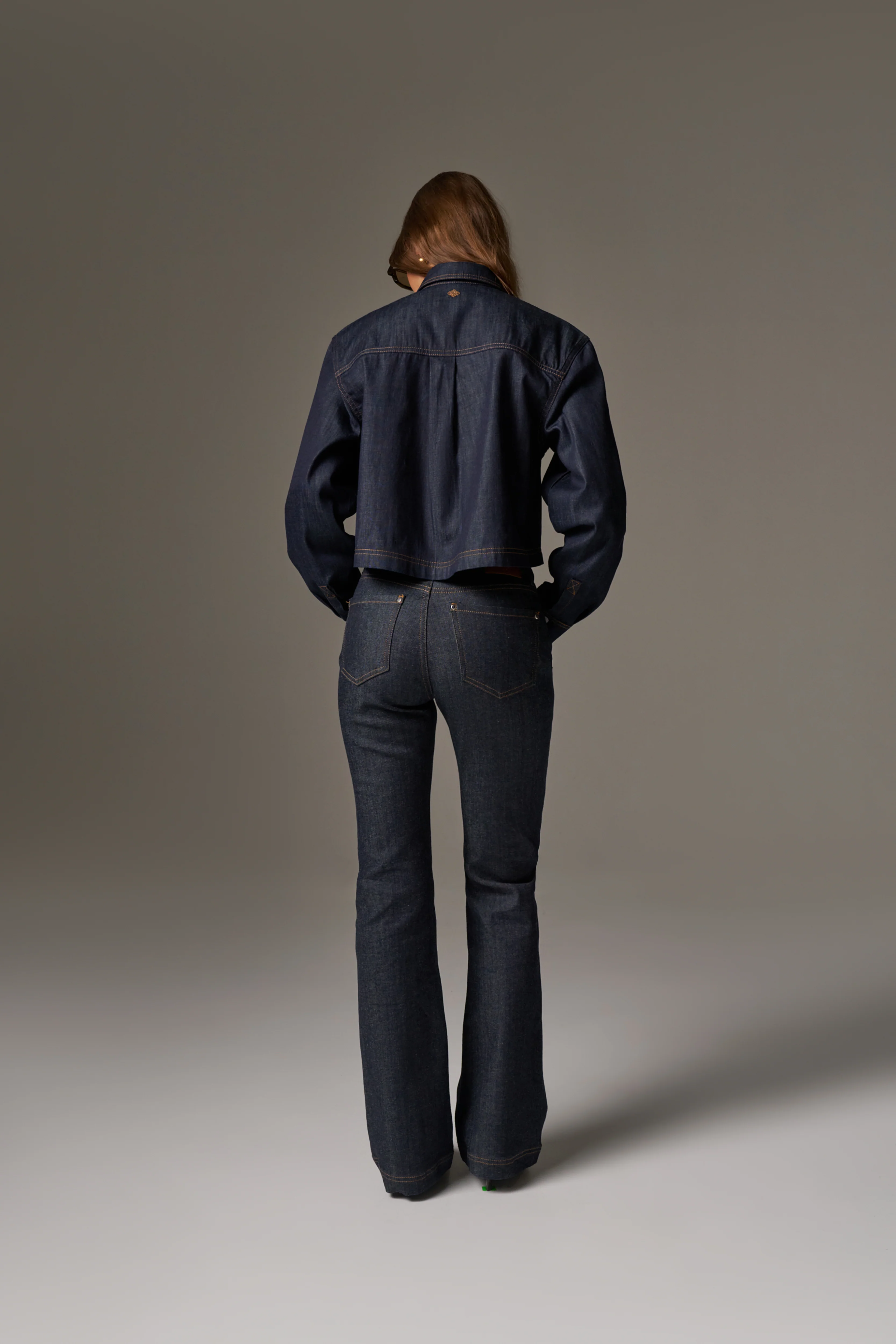RELAXED FLARE JEANS - DARK INDIGO - Image 6