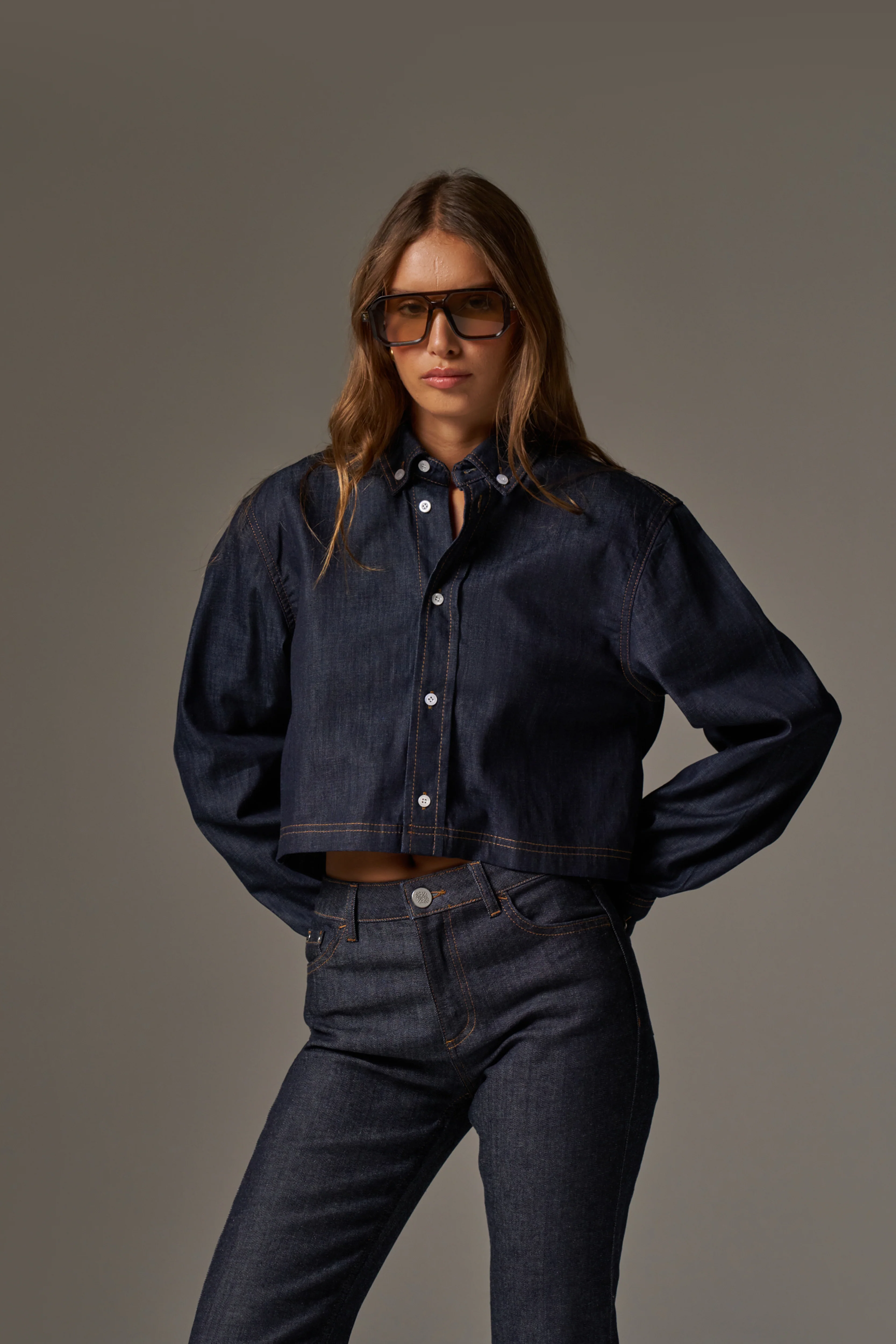 RELAXED LONG SLEEVE DENIM SHIRT - DARK INDIGO - Image 4