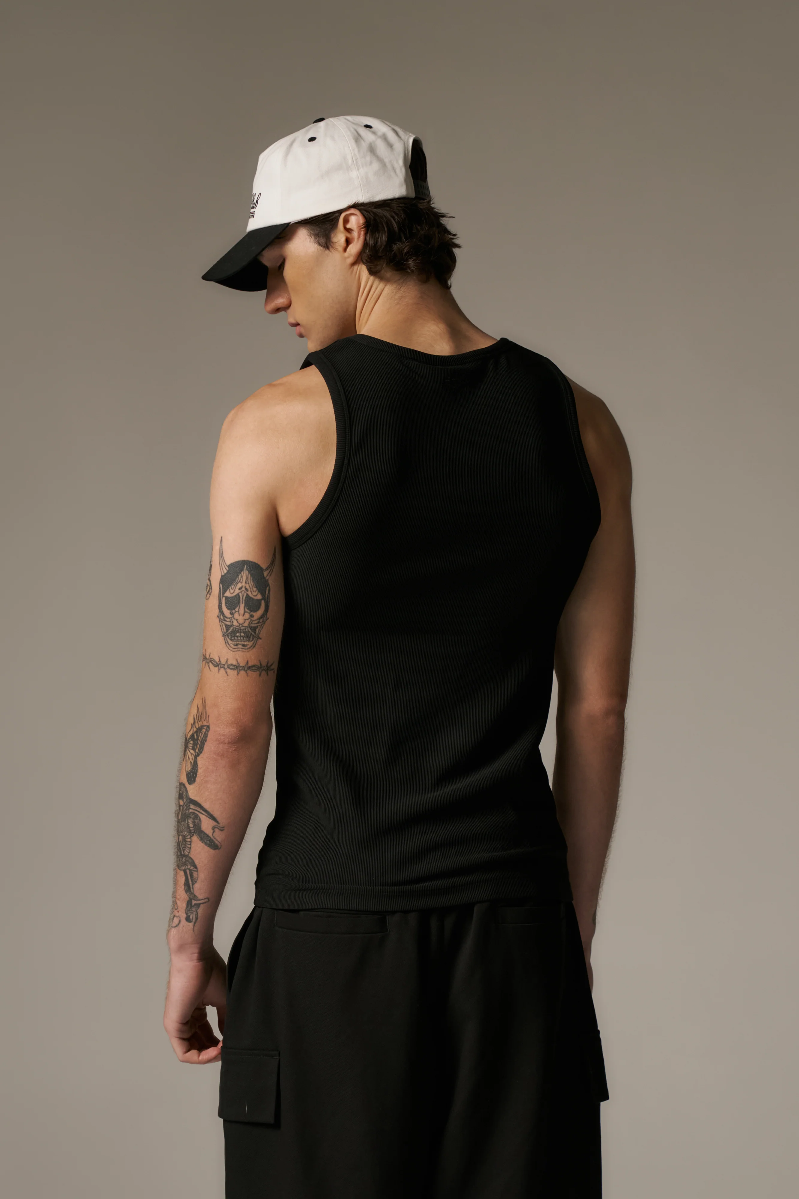 RIBBED VEST - BLACK - Image 4