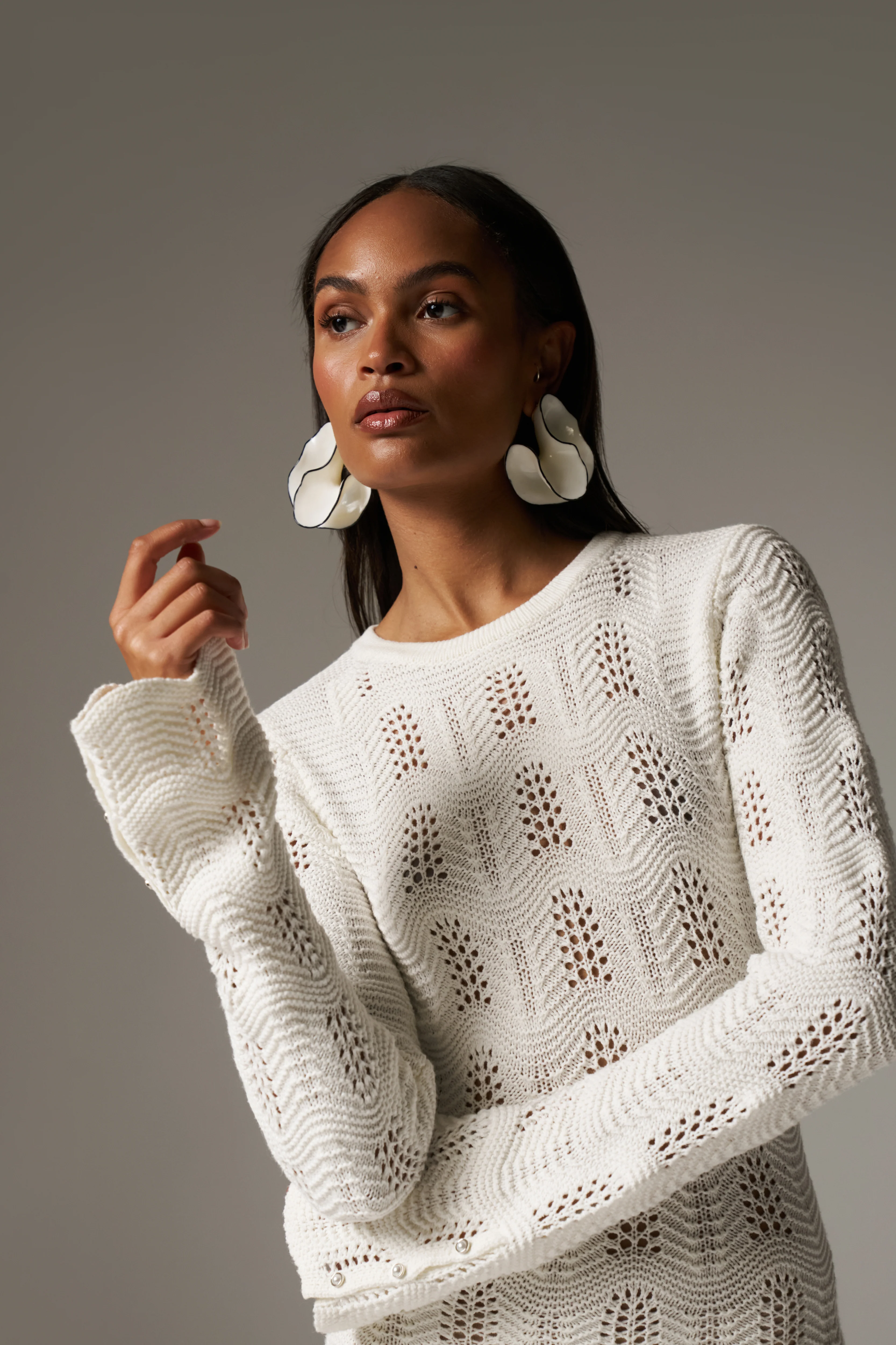 SCALLOP EDGE KNITTED MAXI DRESS - OFF WHITE - Image 6