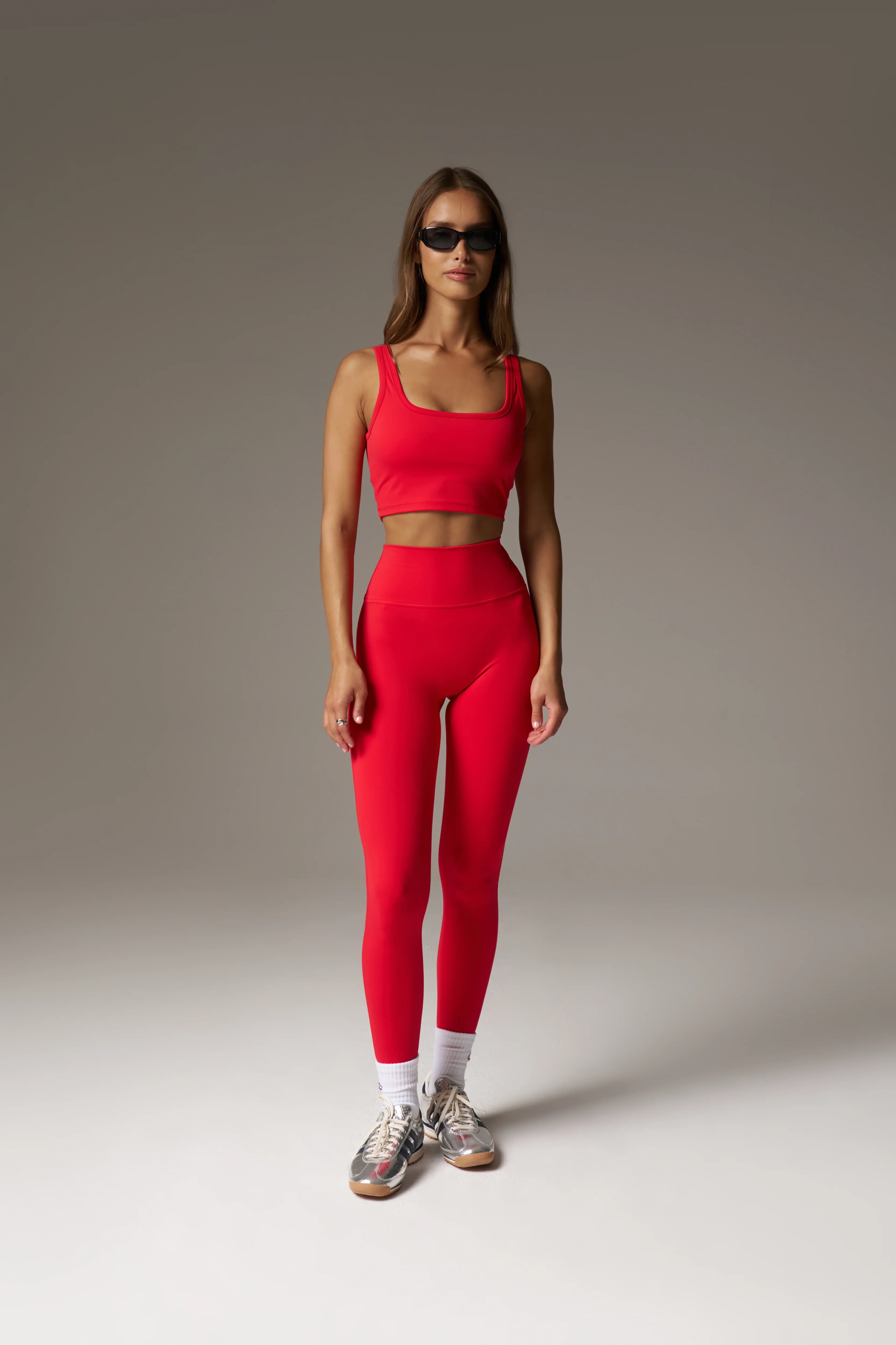 SCULPTING STRETCH EMBLEM SPORTS BRA - RED - Image 3