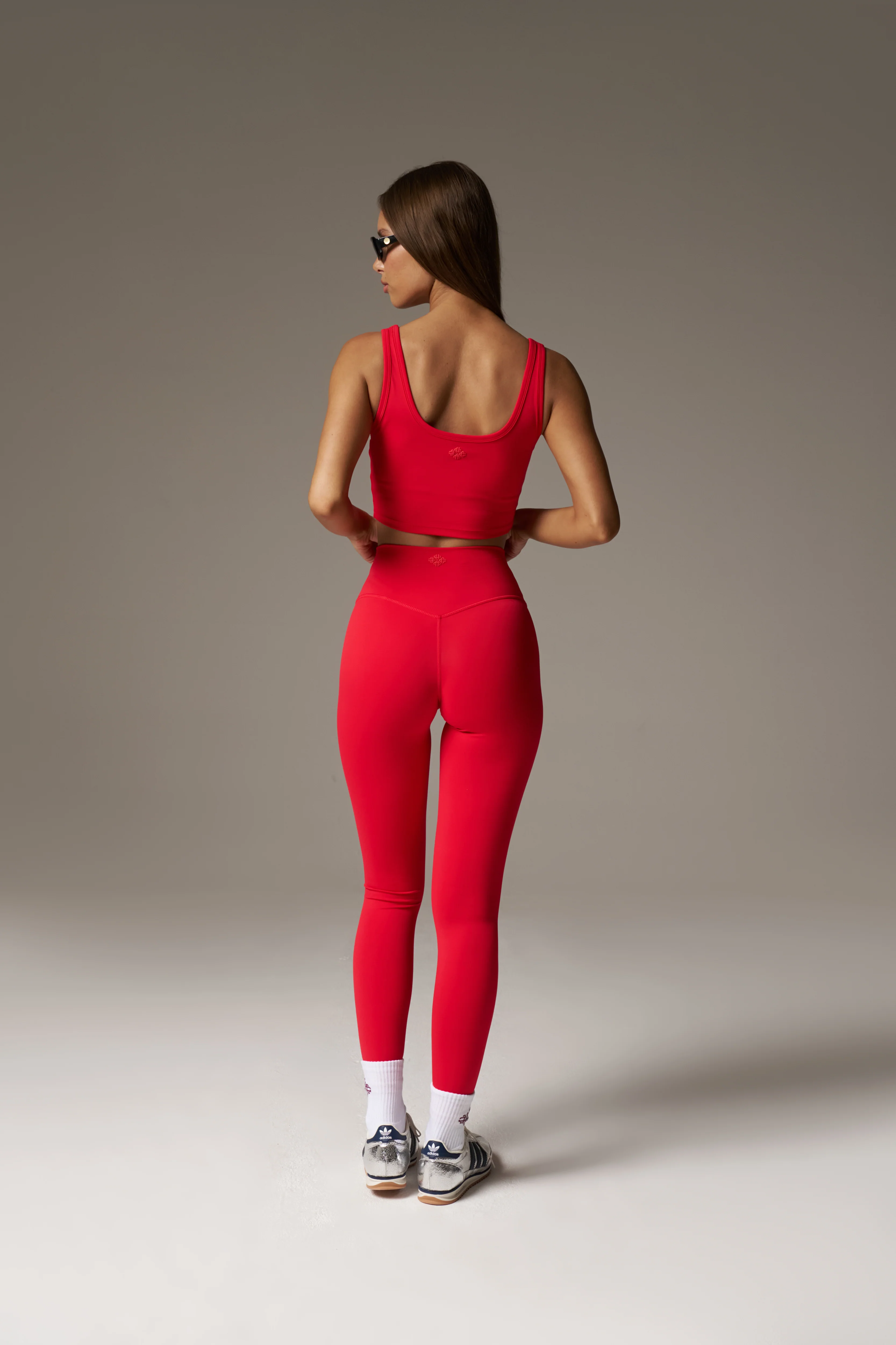 SCULPTING STRETCH EMBLEM SPORTS BRA - RED - Image 7