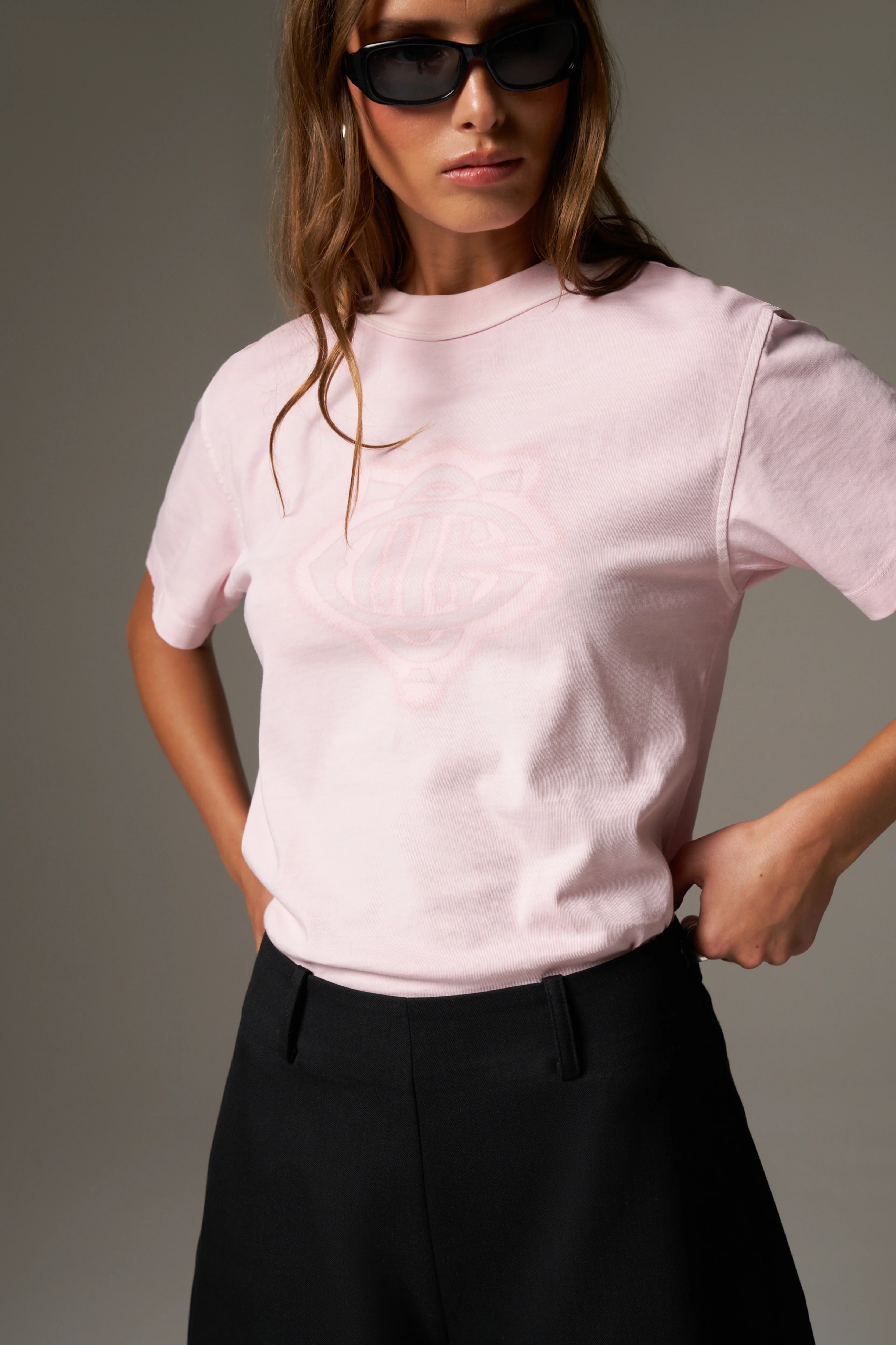 SHADOW PRINT EMBLEM T-SHIRT - WASHED PINK - Image 4