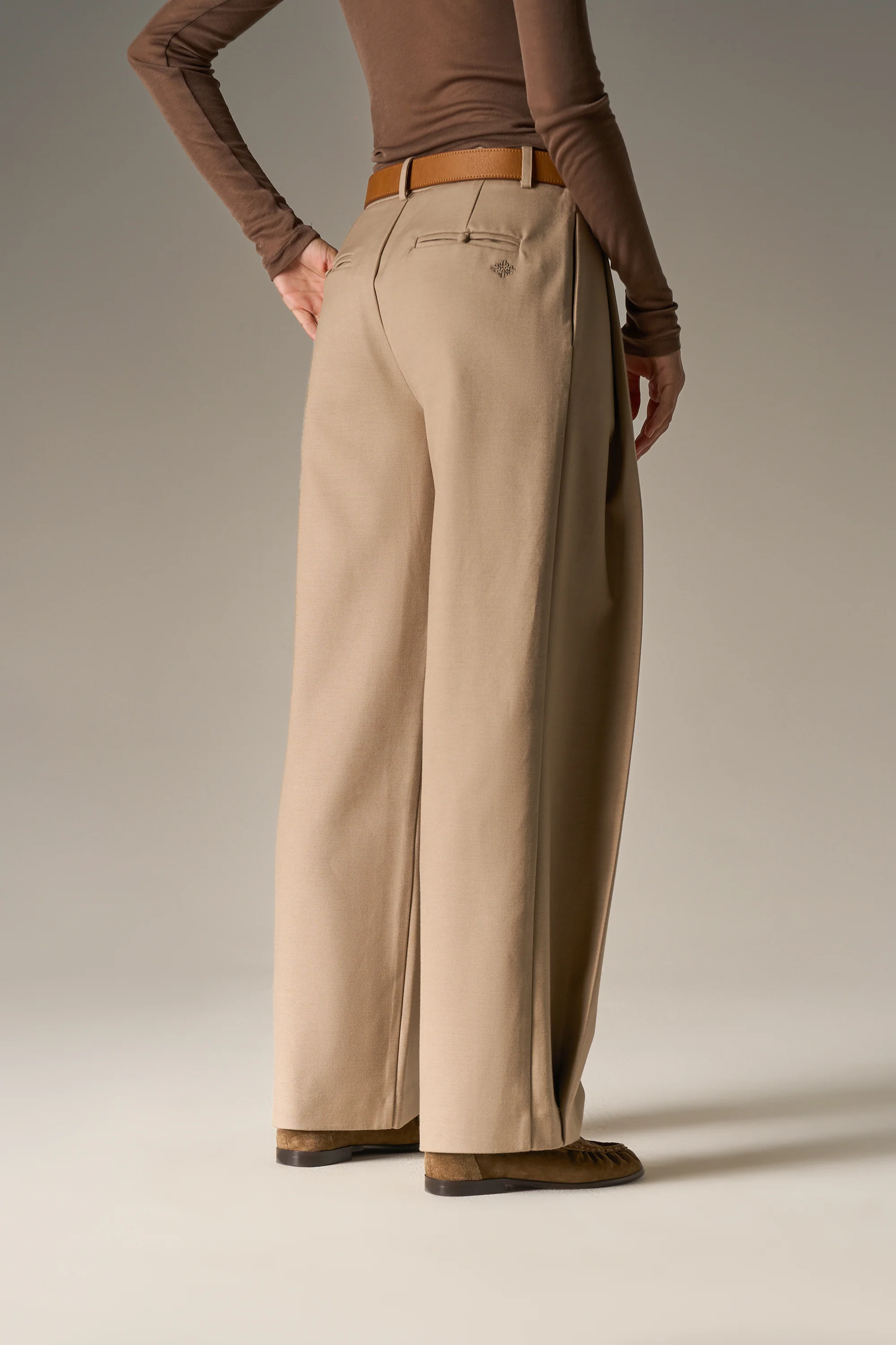 SIDE PLEAT WIDE LEG TAILORED TROUSERS - BEIGE - Image 6