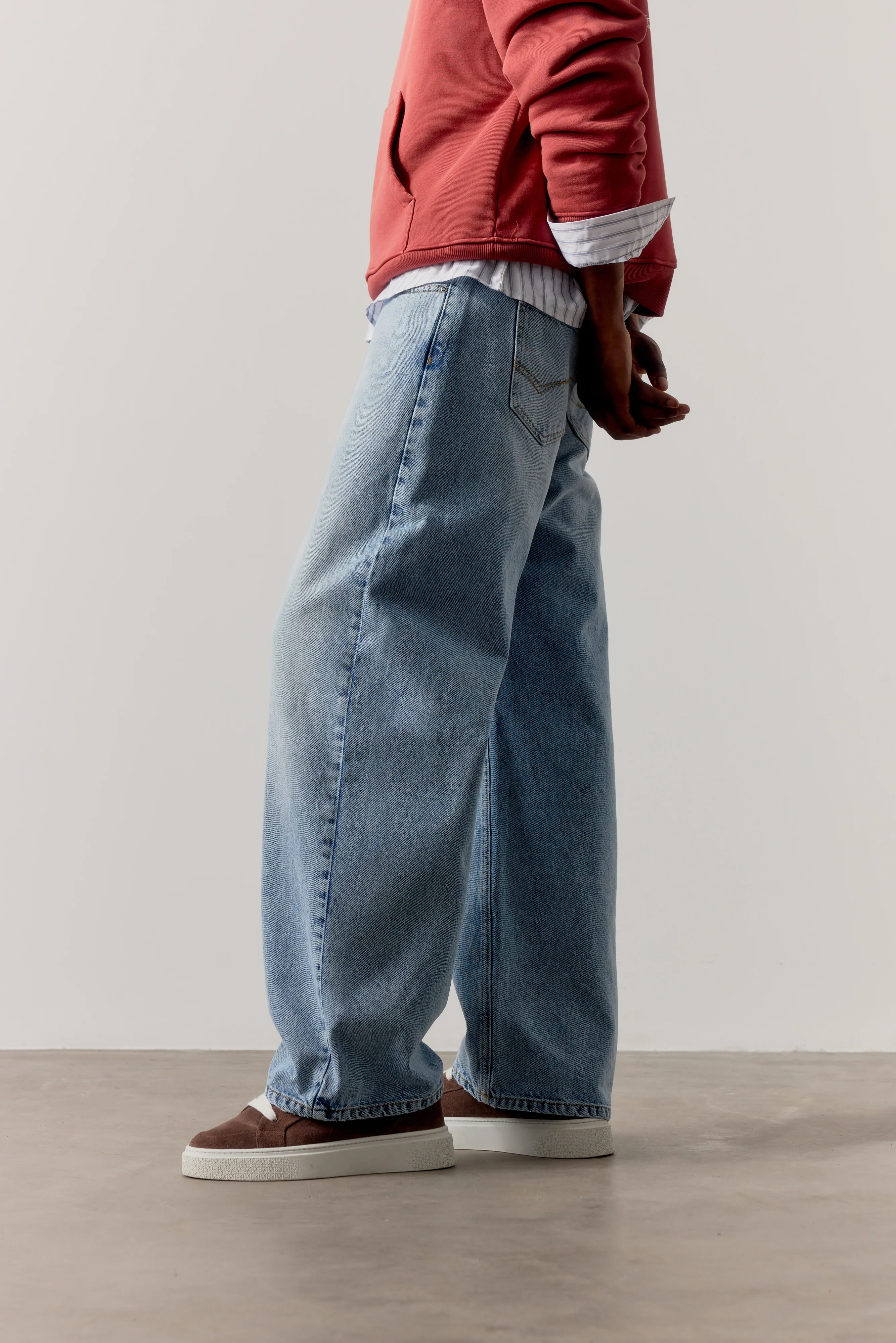 SKATER JEANS - MID STONE WASH - Image 4