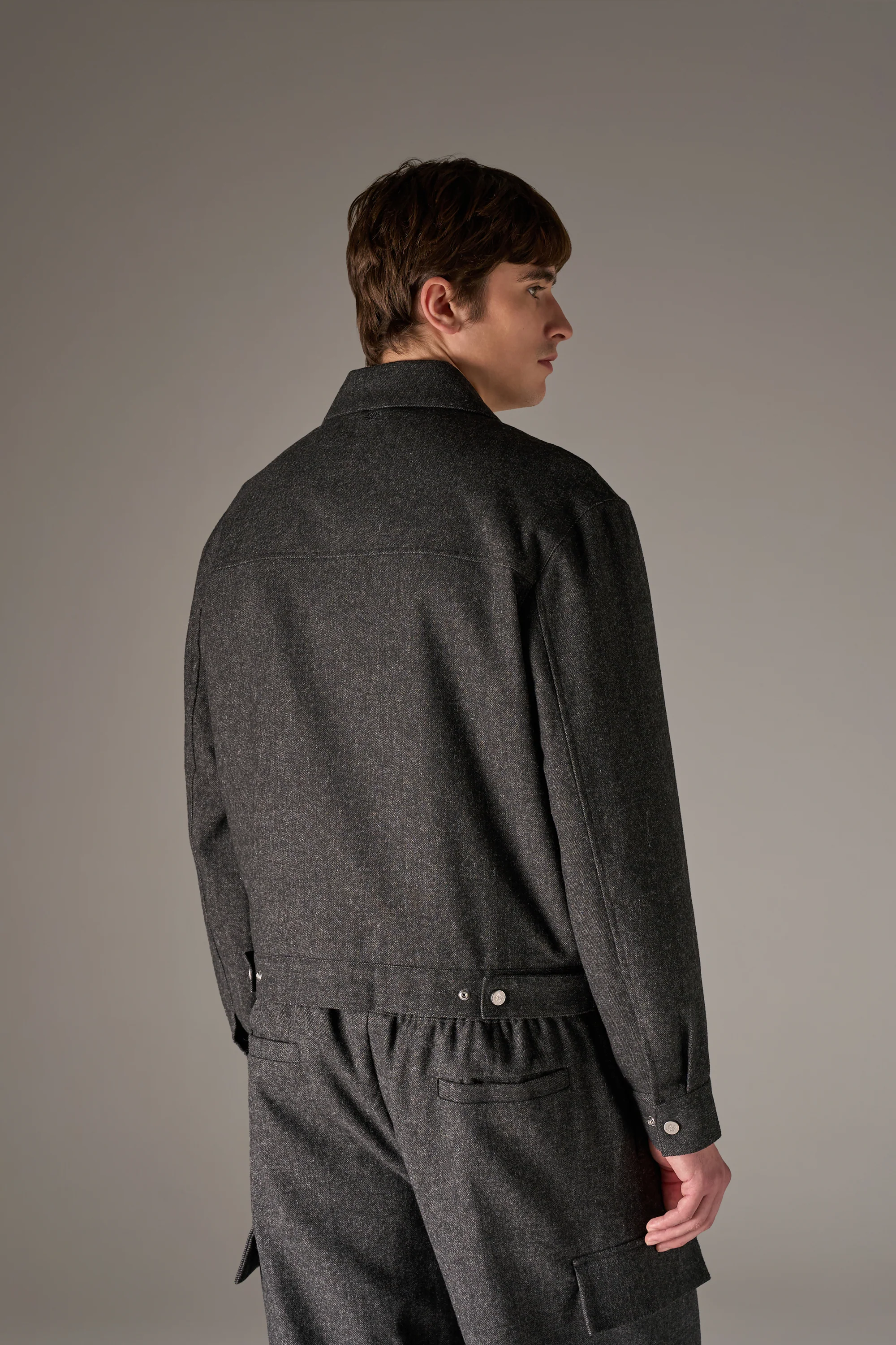 TAILORED HERRINGBONE JACKET - CHARCOAL - Image 6