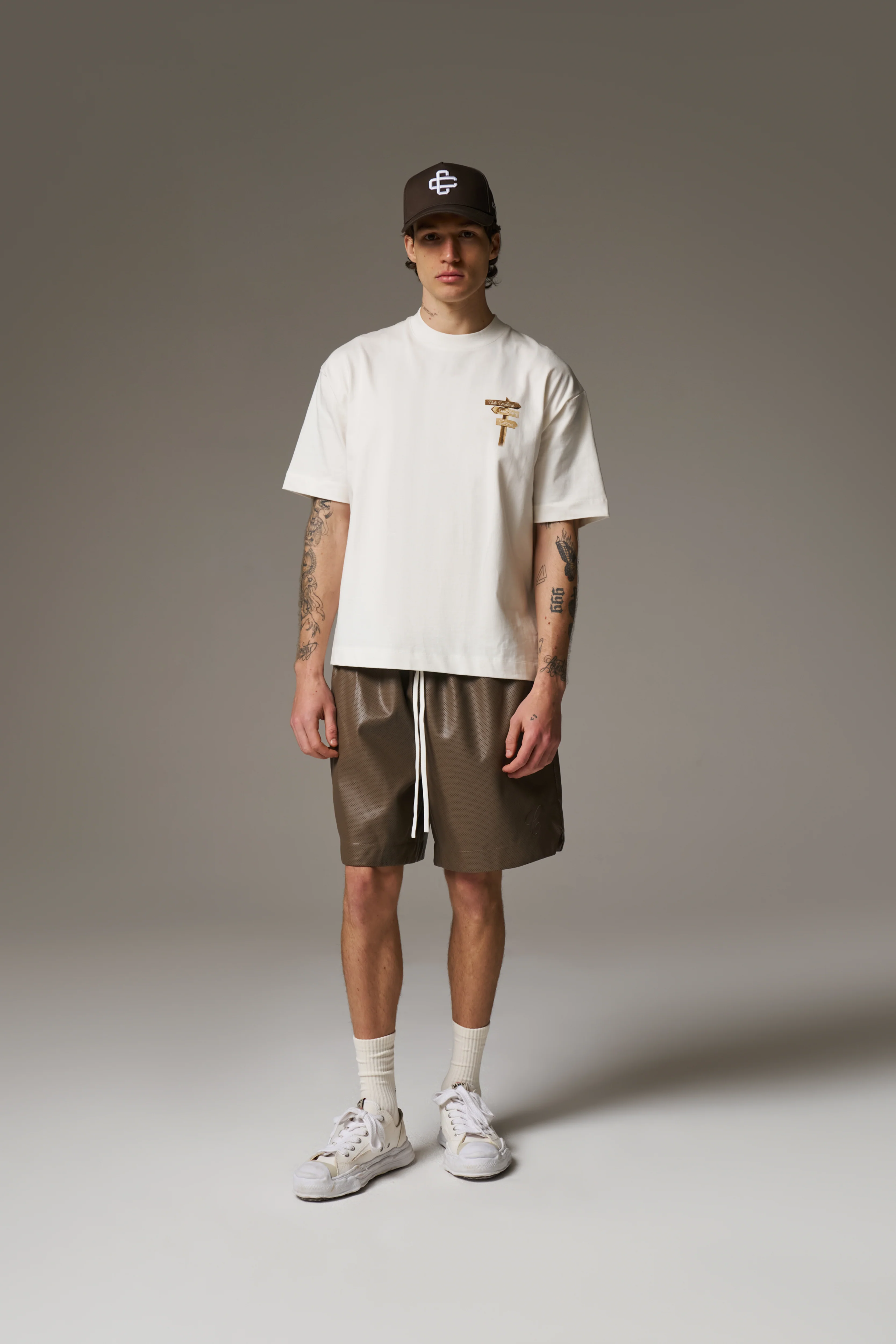 WATERCOLOUR BEACH CLUB PRINTED T-SHIRT - OFF WHITE - Image 7