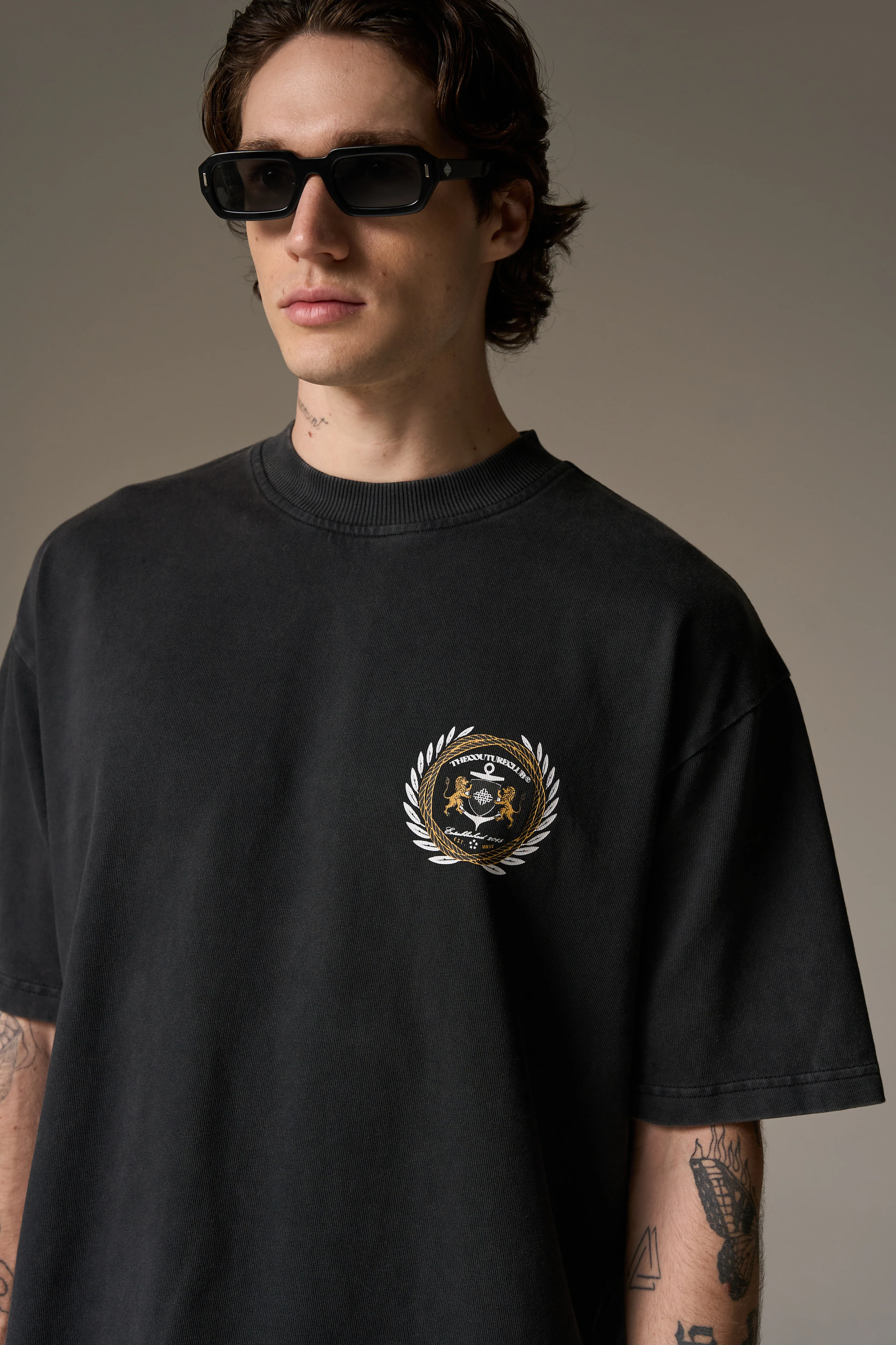 YACHT CLUB GRAPHIC T-SHIRT - WASHED BLACK - Image 6